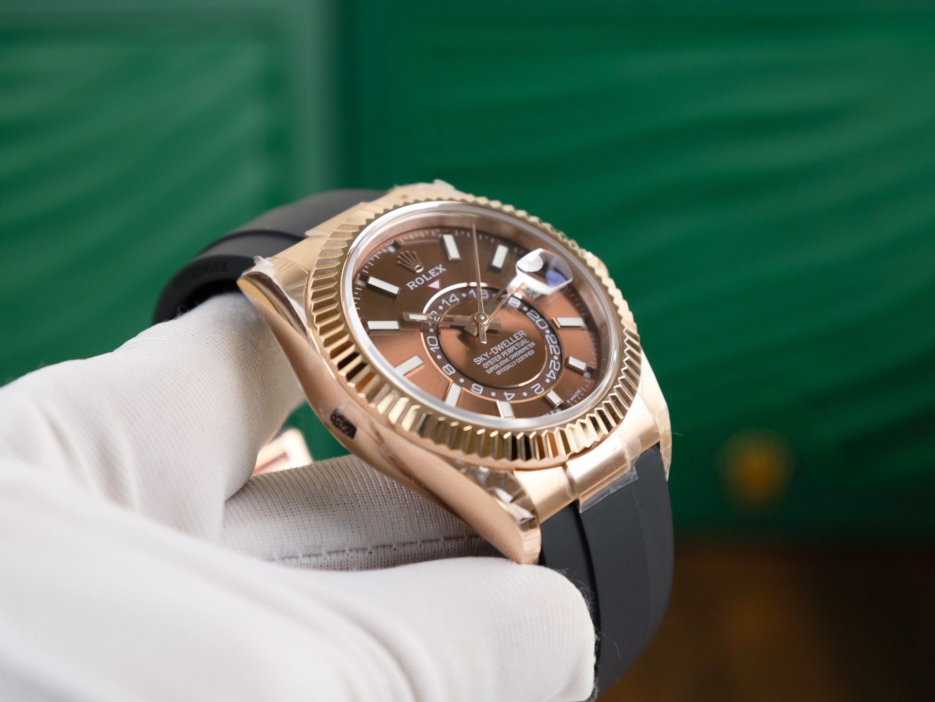 Rolex Replica 1:1 Watch Sky Dweller Chocolate Dial Rubber Strap 42mm