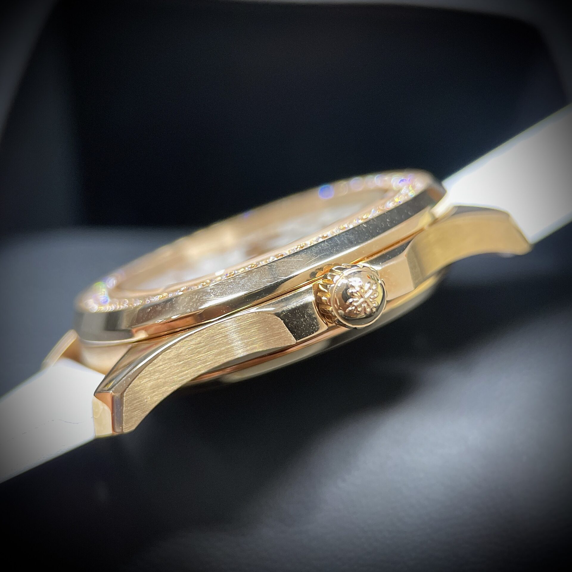 Patek Philippe Aquanaut 5072R White Mother of Pearl Dial Replica 1:1 Watch PPF 35.6mm