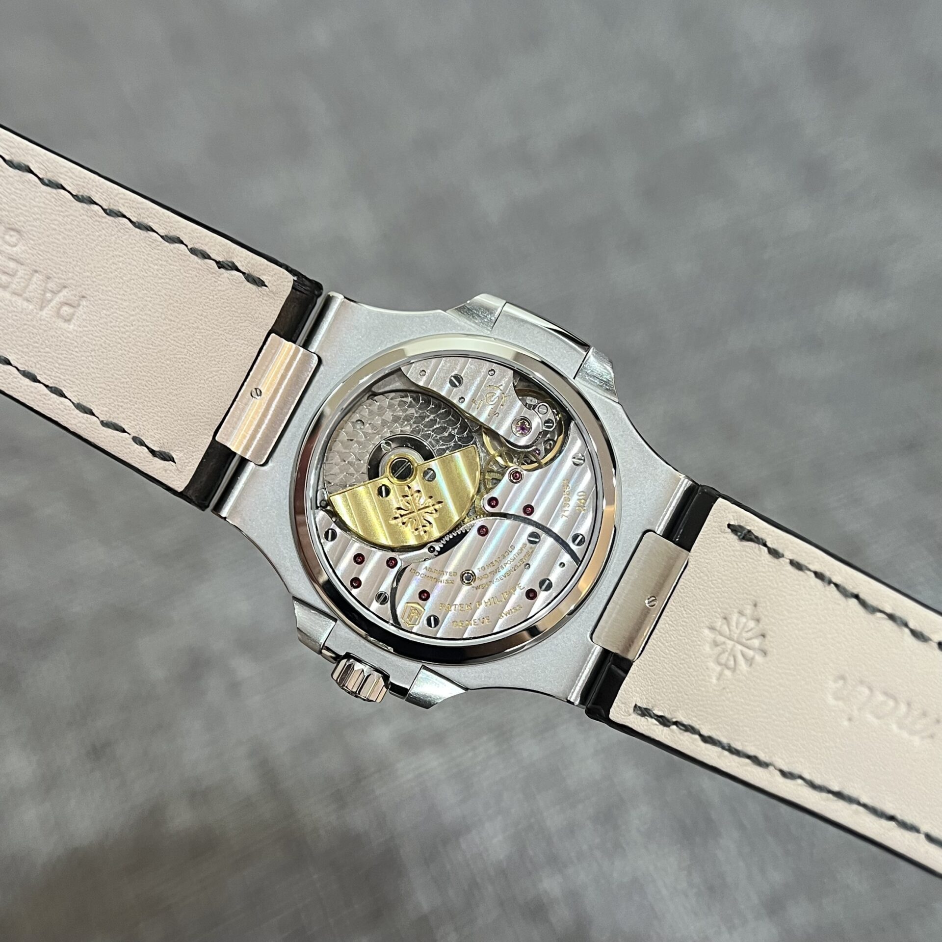 Patek Philippe Nautilus 5724G Replica 1:1 Watch Blue Dial GF Factory 40mm