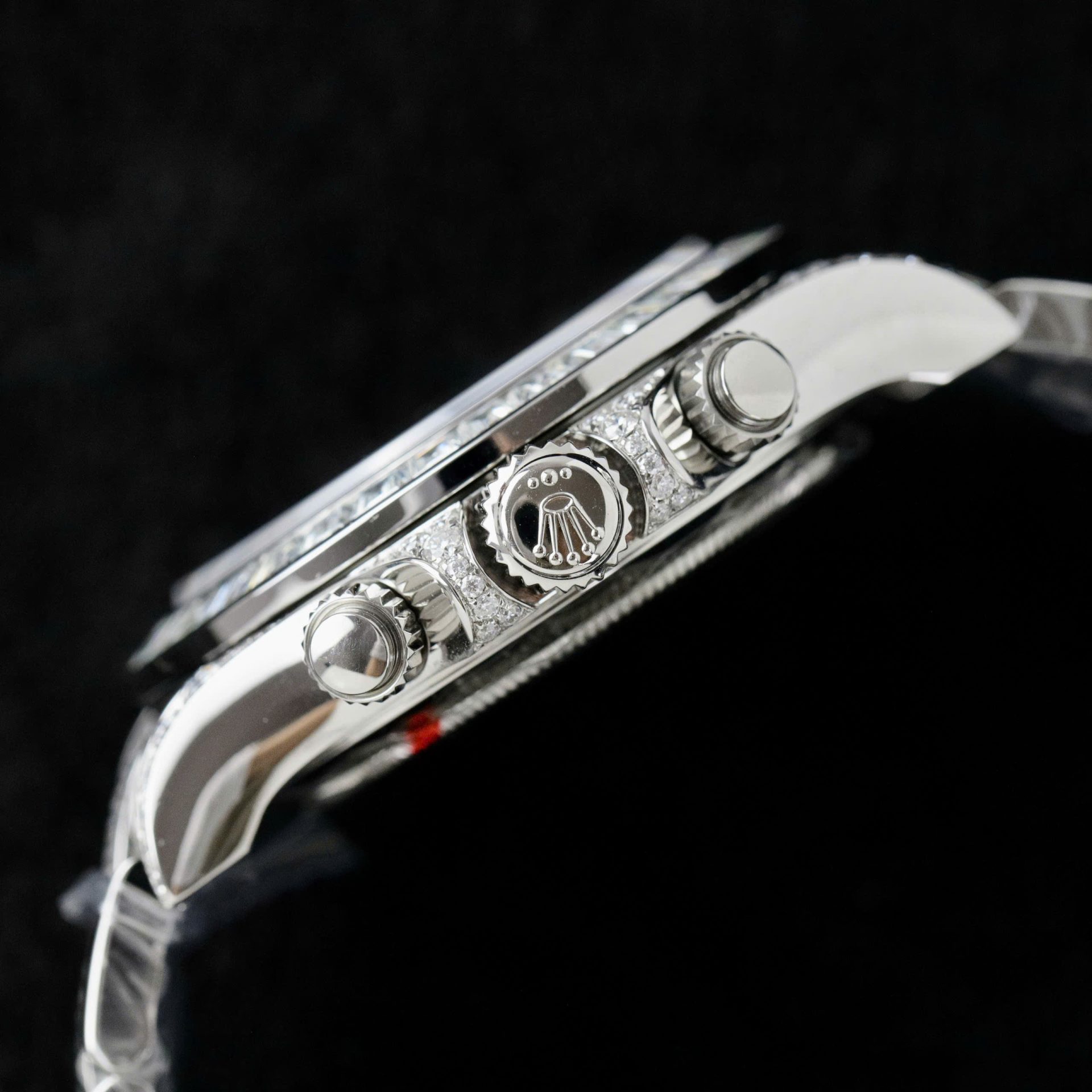 Rolex Daytona Eye Of The Tiger Replica Watch Diamonds Moissanite Hong Kong 40mm