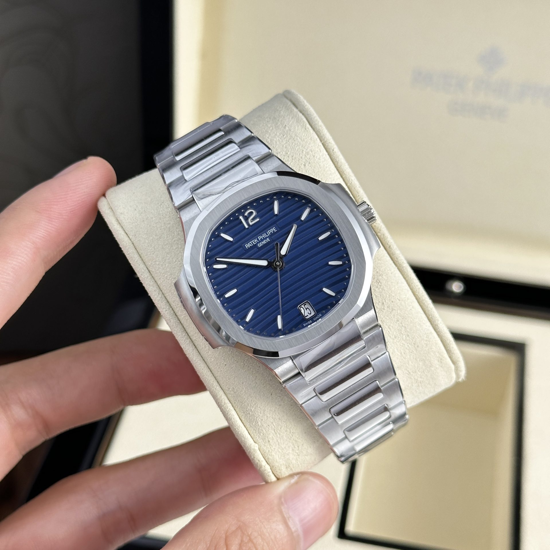 Patek Philippe Replica 11 Watch Women s Nautilus 7118 Blue Dial 3K Factory 35.2mm