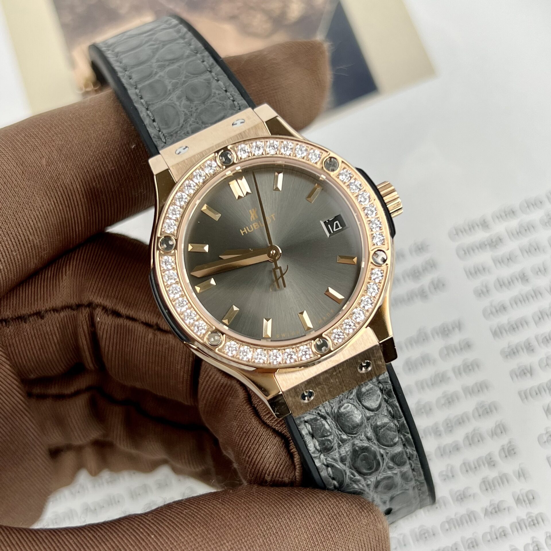 Hublot Replica 11 Watch Classic Fusion King Gold Women s Grey Dial Diamond Bezel 33mm