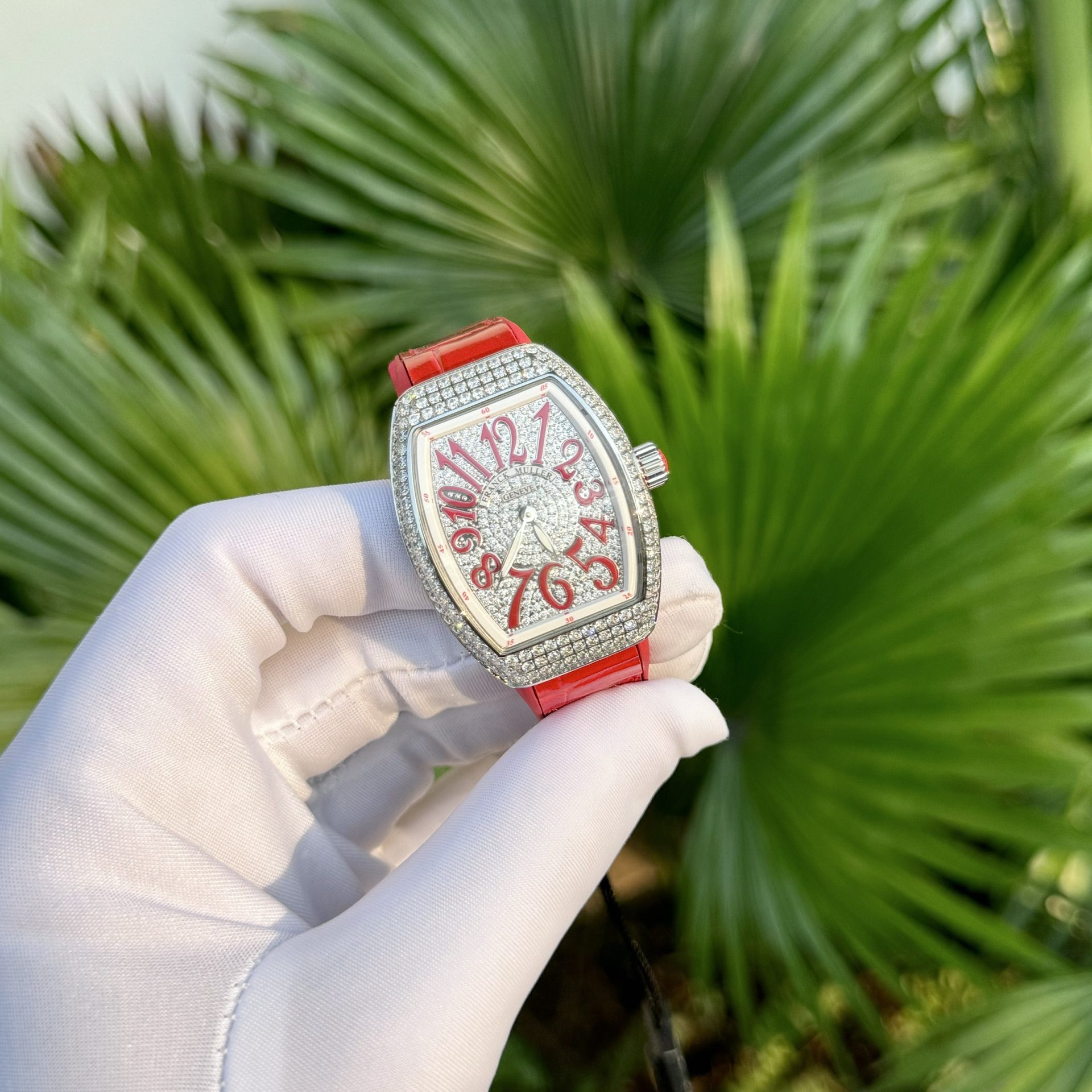 Franck Muller Replica 1:1 Watch V32 with Full Stone Red Dial ABF Factory 32x40mm