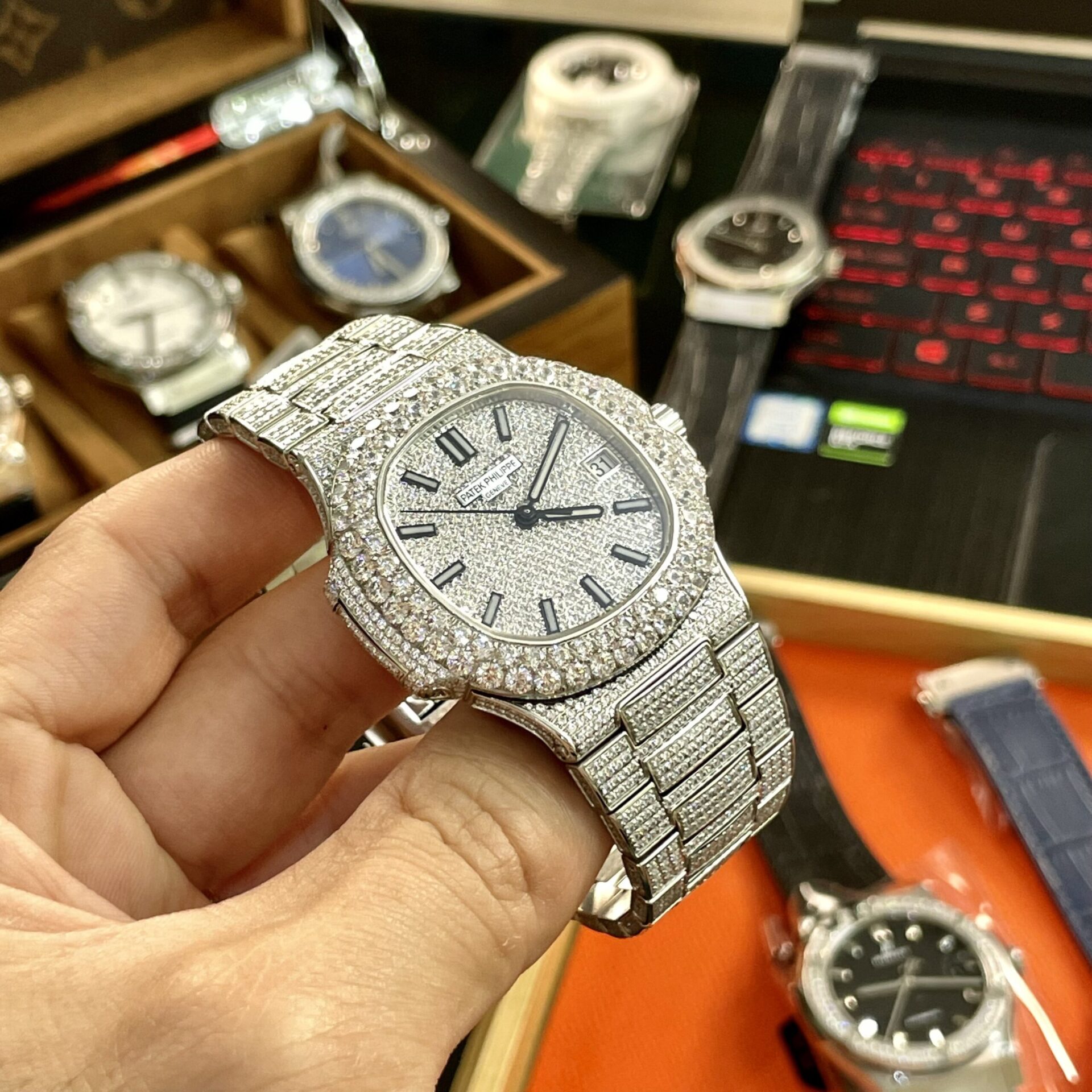 Patek Philippe Replica Watches Nautilus 5719 Full Diamonds PPF 40mm