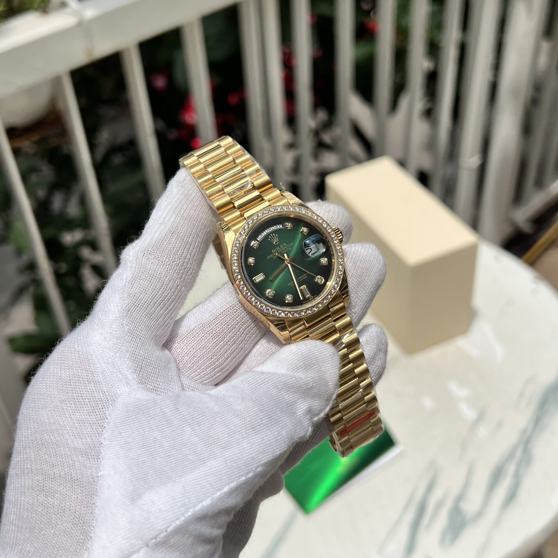 Rolex Replica 1:1 Watch Day-Date Green Dial With Diamonds EW 36mm