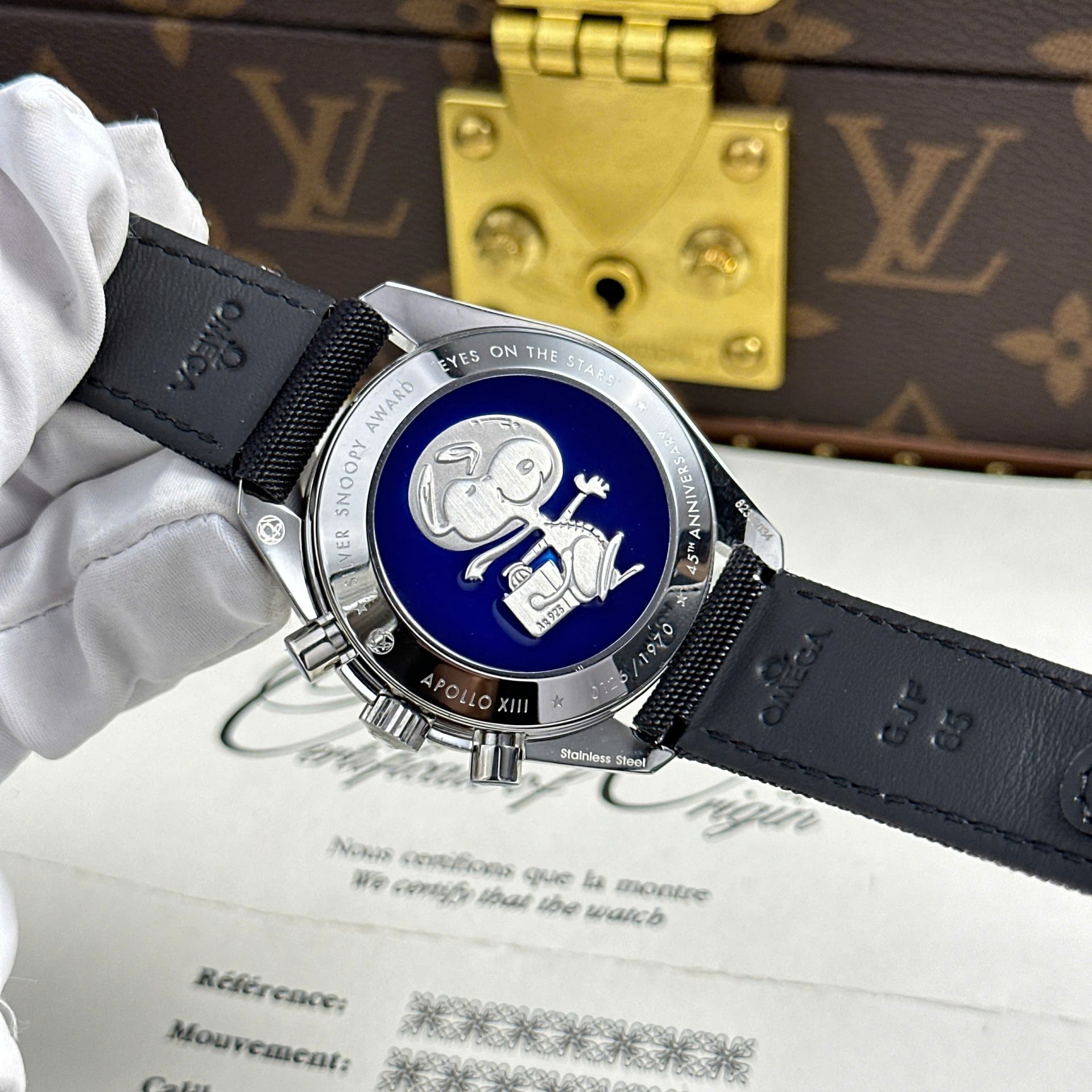 Omega Speedmaster Apollo 13 Silver Snoopy Luxury Imitation Watches Fabic Strap OM Factory 42mm