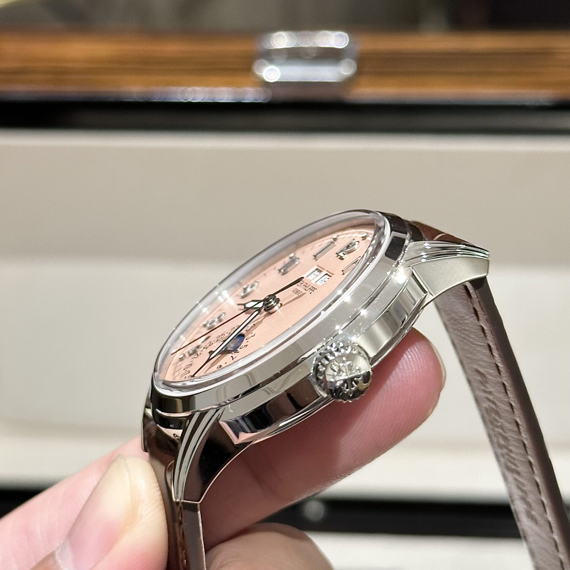 Patek Philippe Complications 5320G Pink Dial Replica 1:1 Watch GRF 40mm