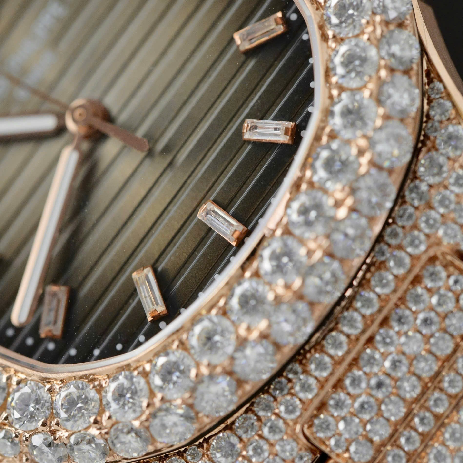 Patek Philippe Nautilus 5711 Replica Watch Gold Wrapped + Moissanite Diamonds Hong Kong Custom 40mm