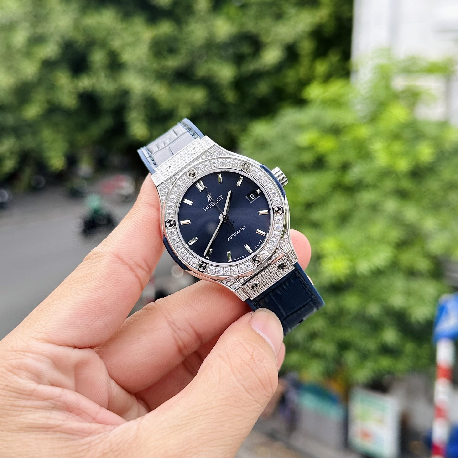 Hublot Replica 1:1 Watch Classic Fusion Blue Dial With Full Diamond HB Factory 38mm