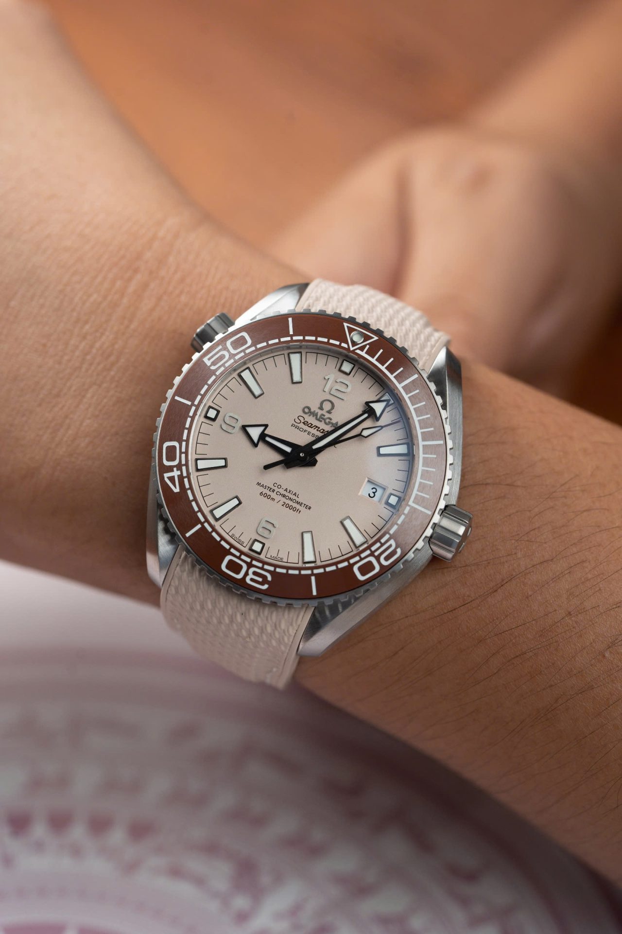 Omega Replica 1:1 Watch Planet Ocean 600M High Quality VS Factory 43.5mm