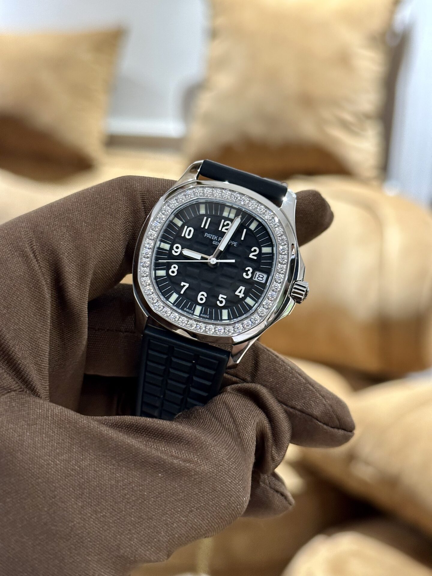 Patek Philippe Aquanaut 5067 Women s Black With Diamond Bezel Replica 1:1 Watch PPF 35.6mm