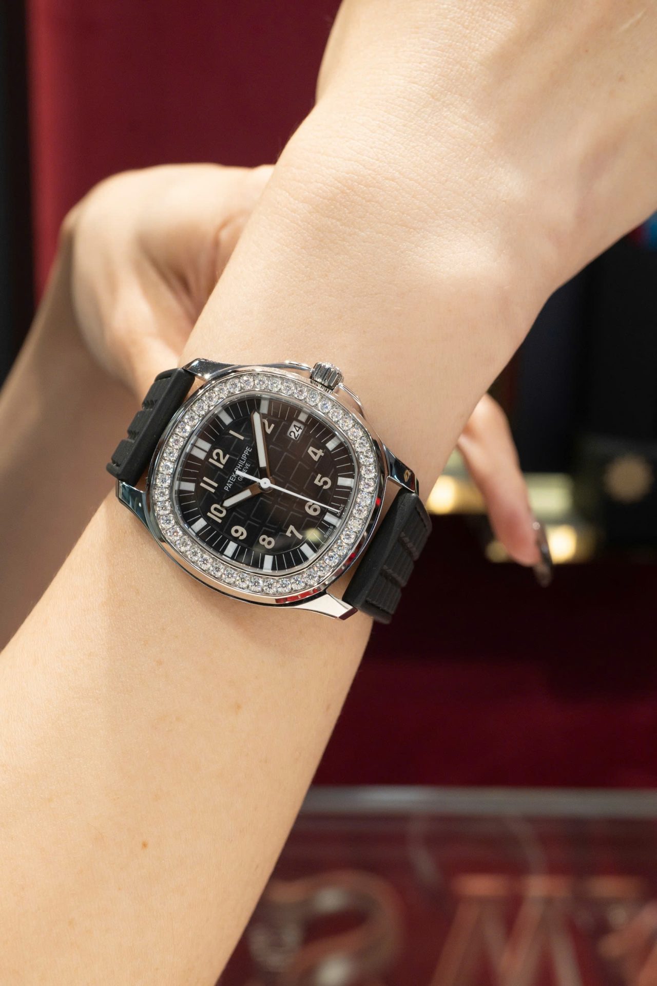 Patek Philippe Aquanaut 5067 Replica Watches Bezel Moissanite Diamonds PPF Factory 35.6mm