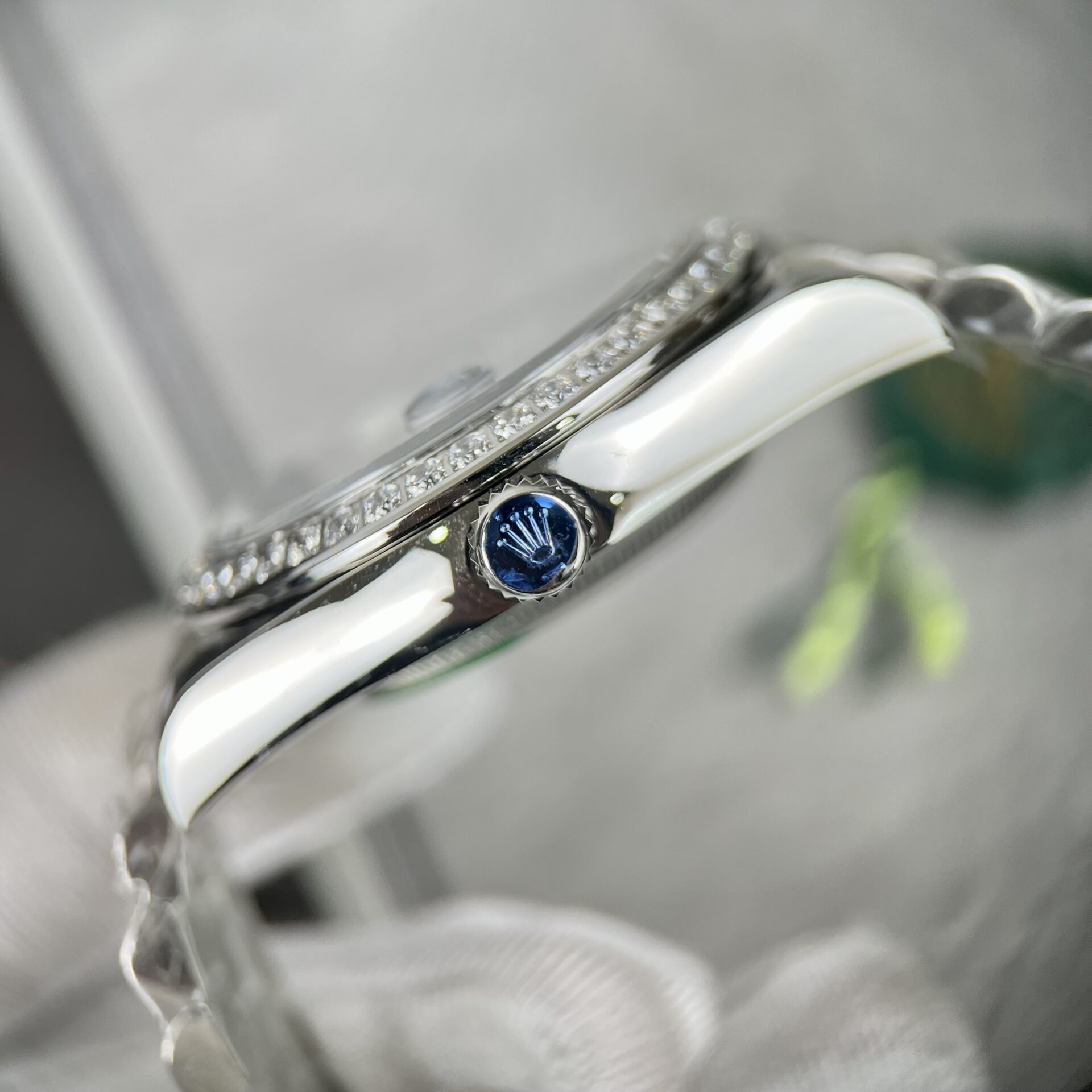 Rolex Day-Date Best Replica Watch Full Swarovski Crystal 40mm