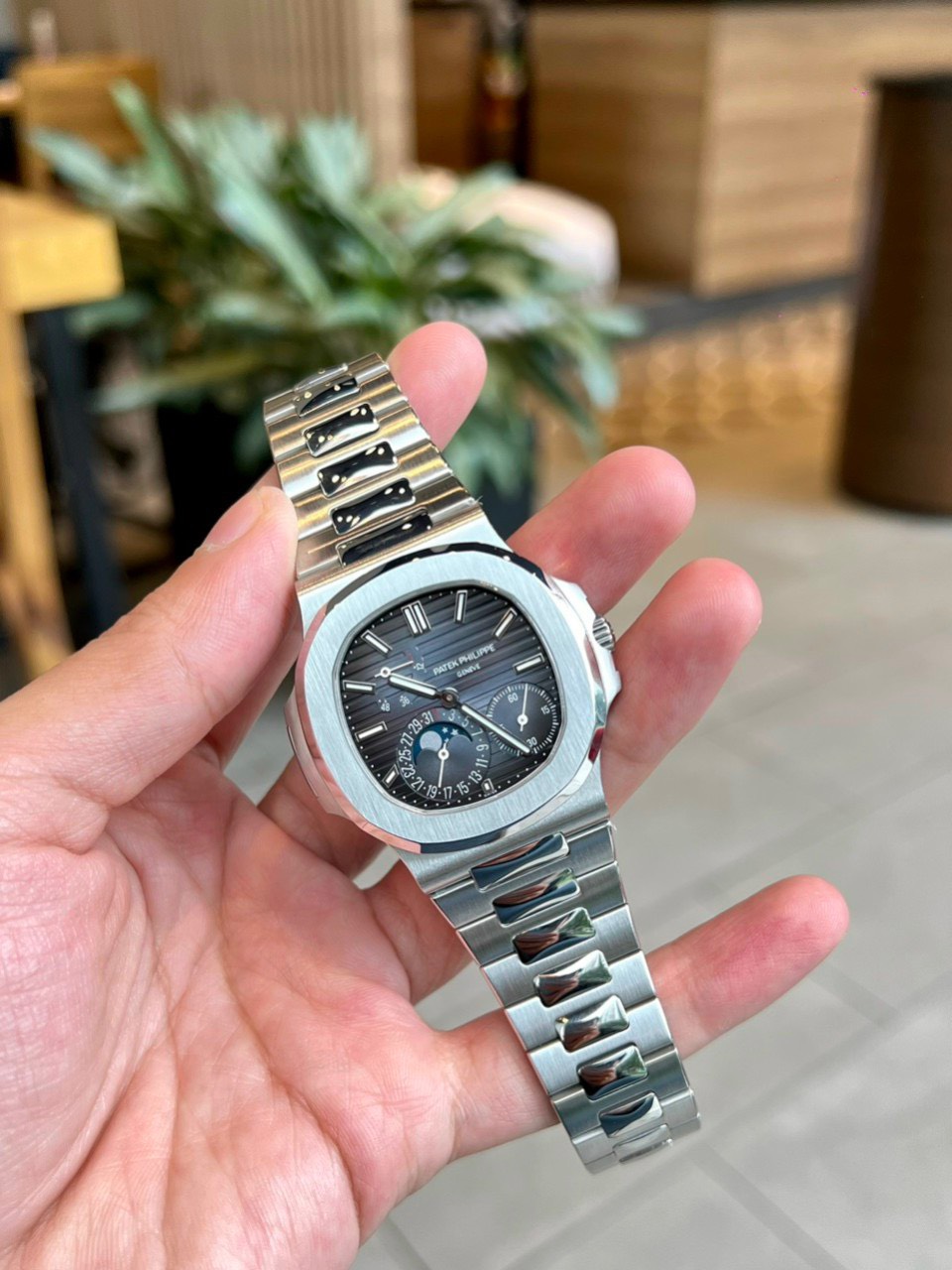 Patek Philippe Nautilus 5712 Replica 1:1 Watch Full Function PPF 40mm
