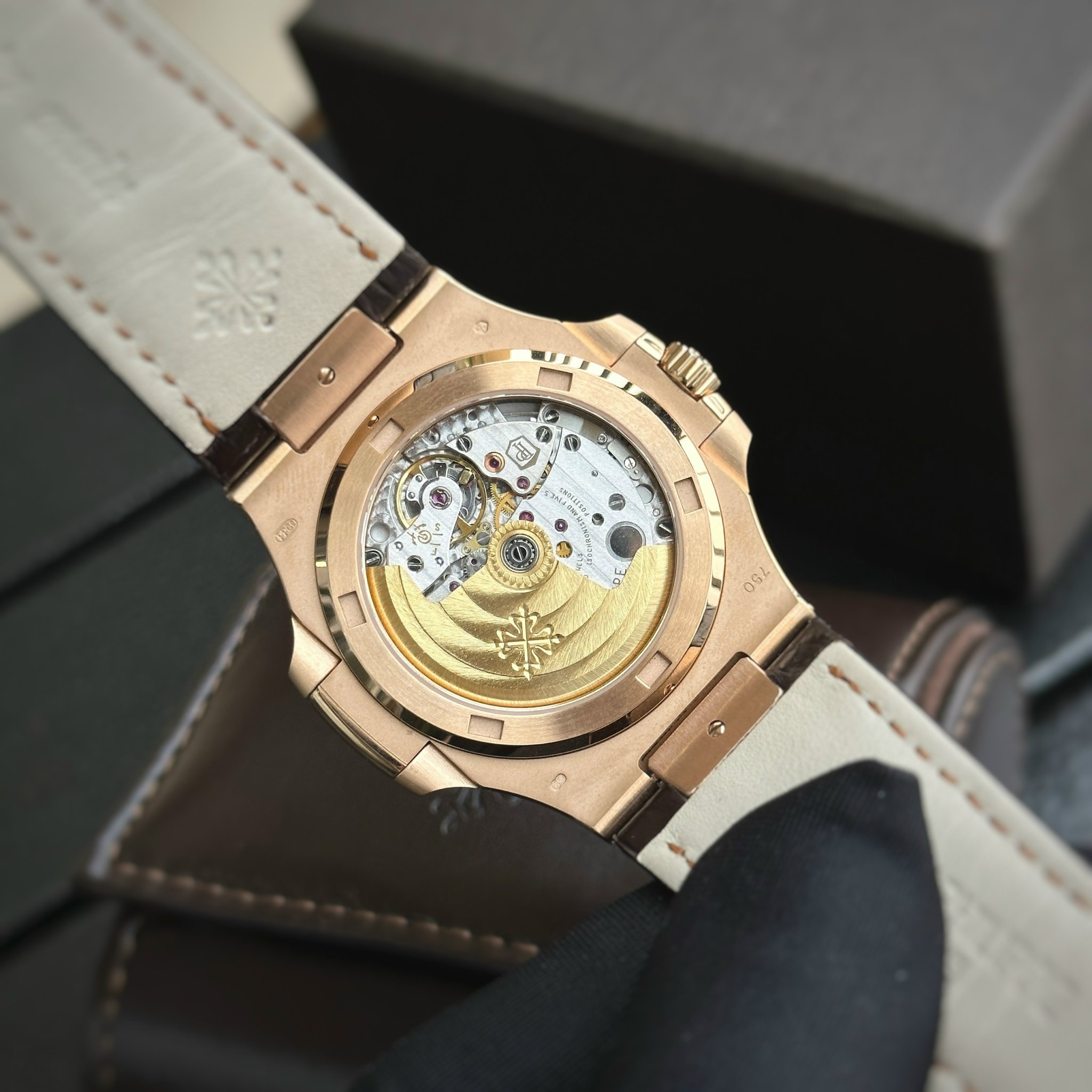 Patek Philippe Nautilus 5711 Rose Gold Grey Dial Replica 1:1 Watch Factory 3K 40mm