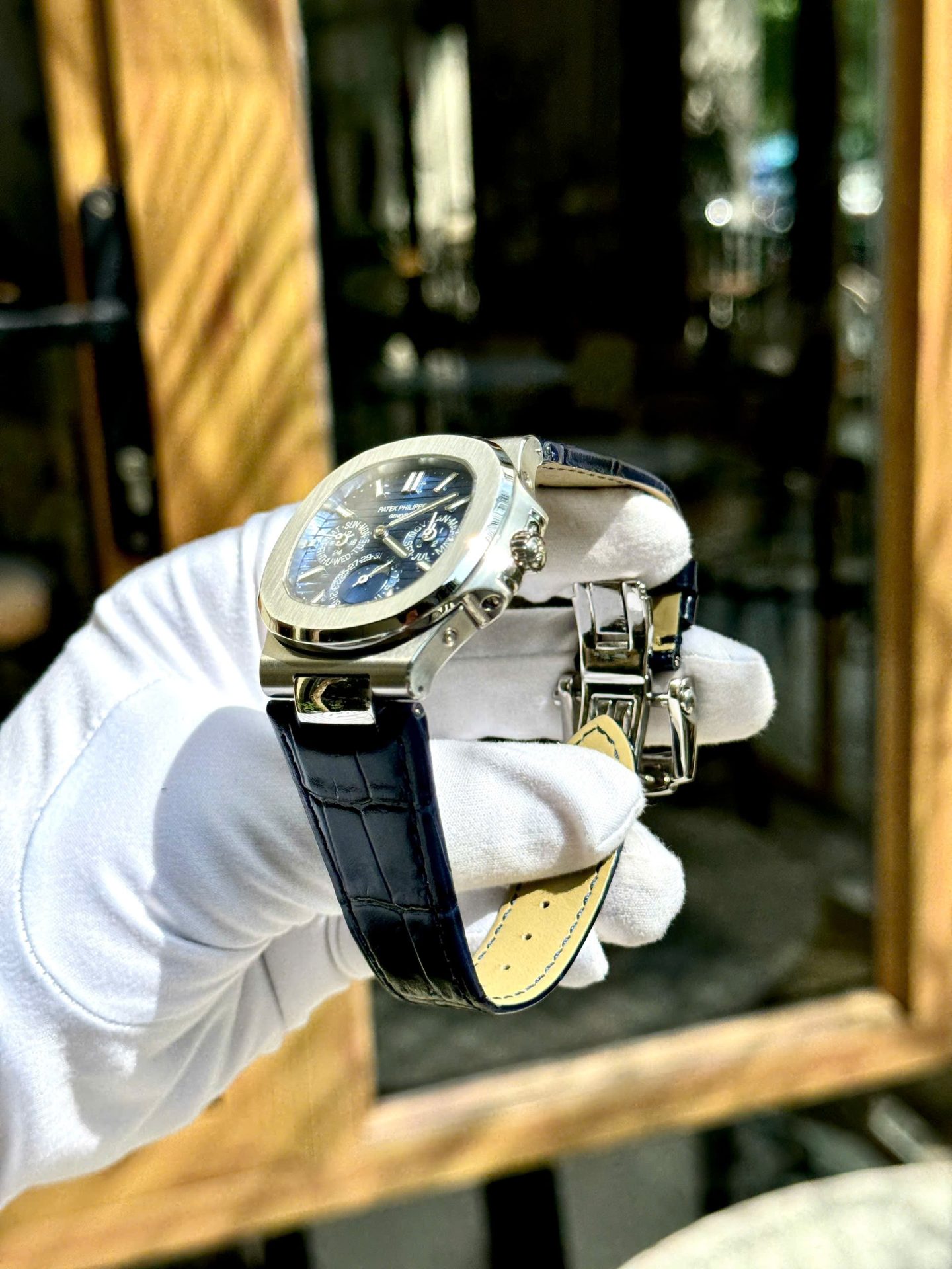 Patek Philippe High End Watch Replicas Nautilus 5740G Blue   Automatic Swiss Movement 40mm