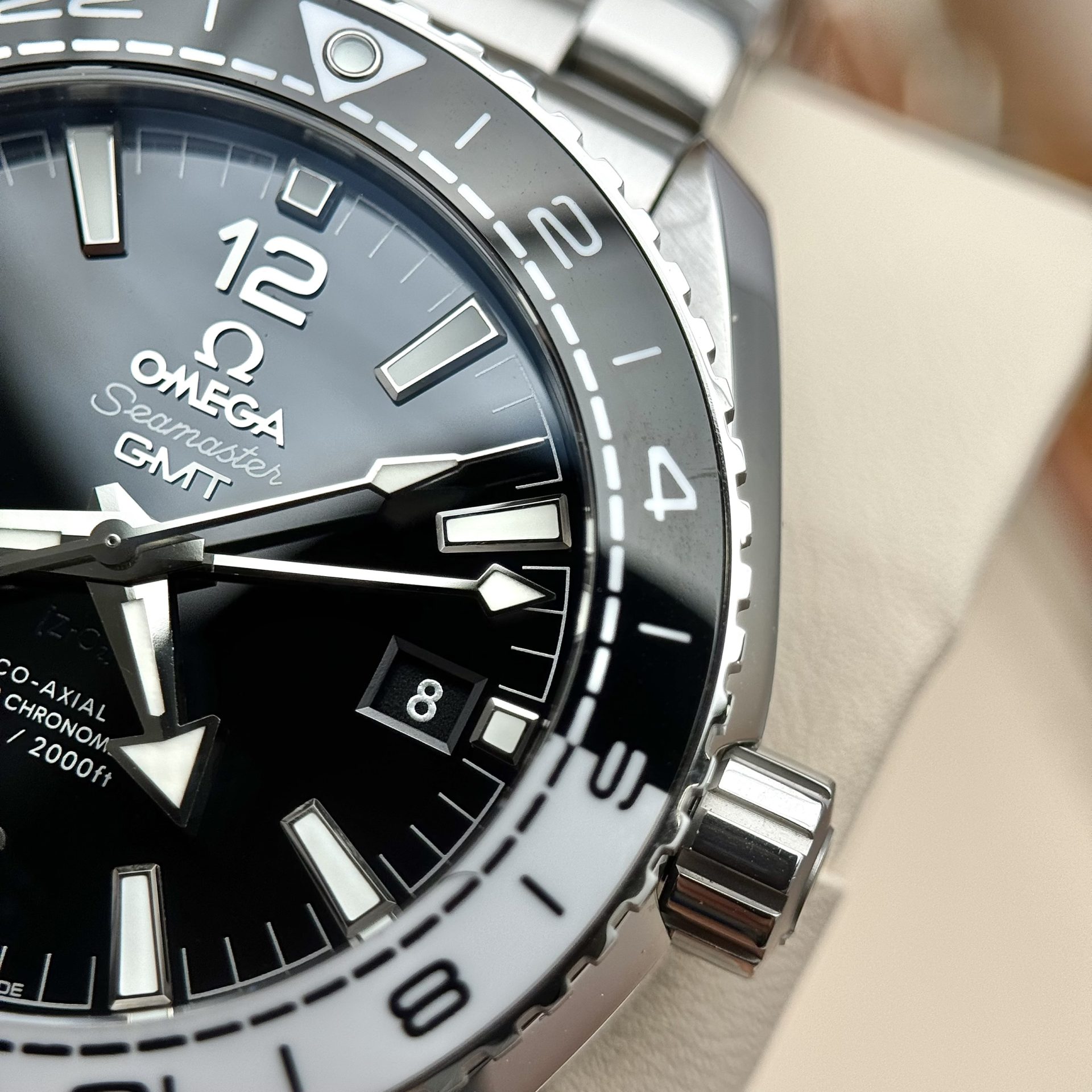 Omega Replica 1:1 Watch Seamaster Planet Ocean GMT Black Dial 43.5mm