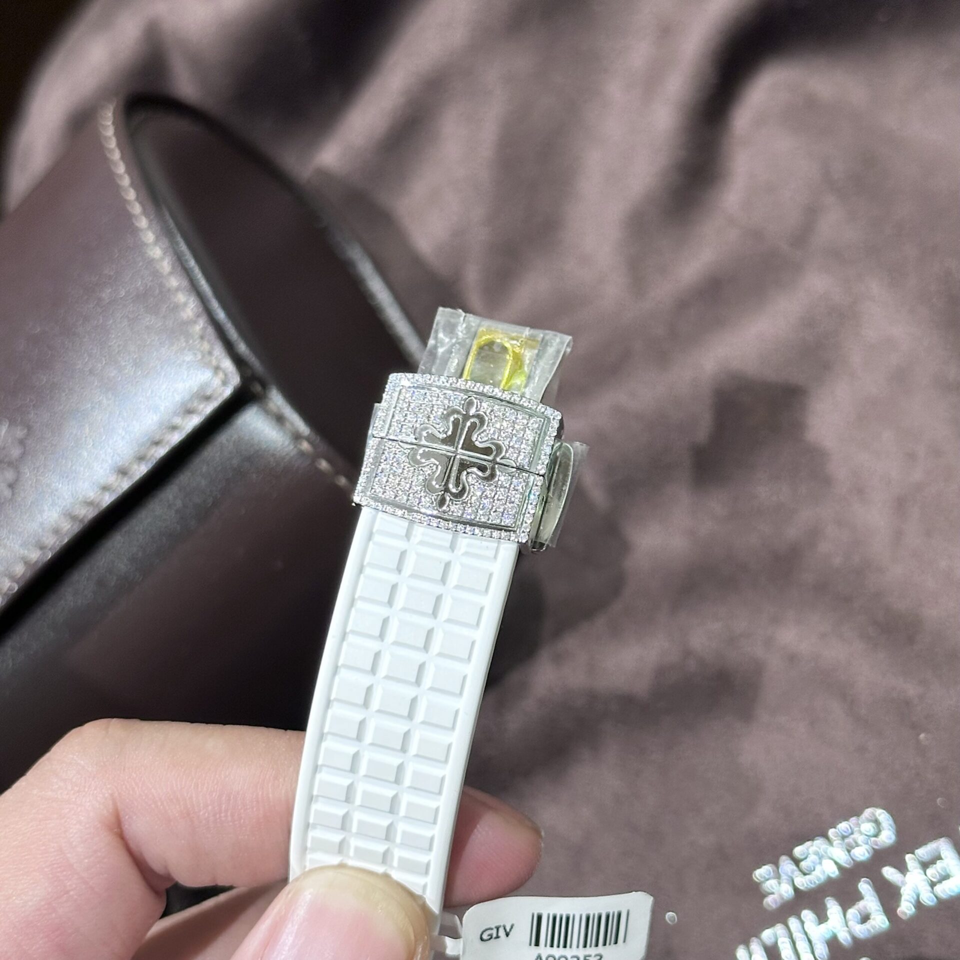 Patek Philippe Replica 11 Watch Aquanaut 5069G With Moissanite Diamond 35.6mm