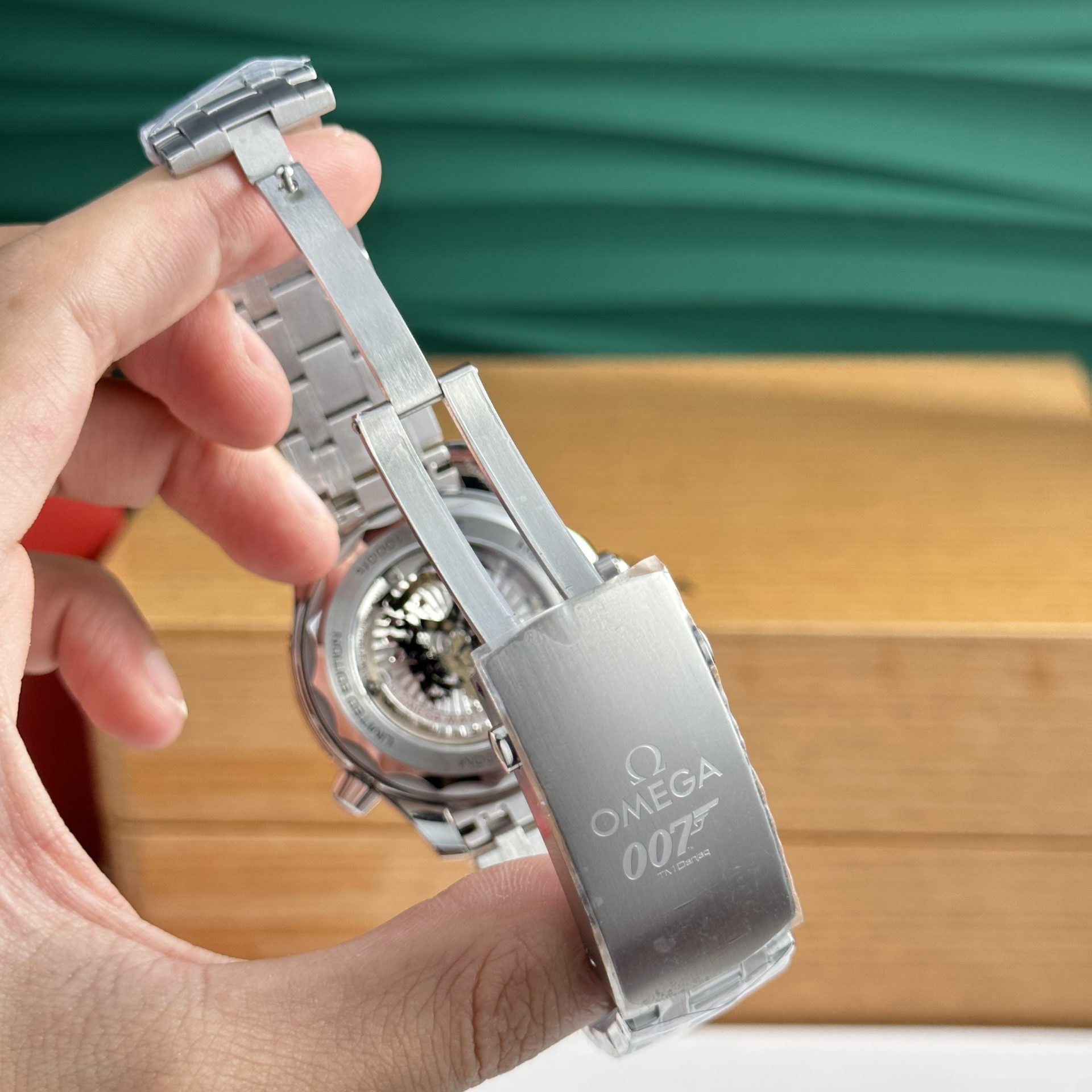 Omega Replica 1:1 Watch Seamaster James Bond 007  VS Factory 42mm