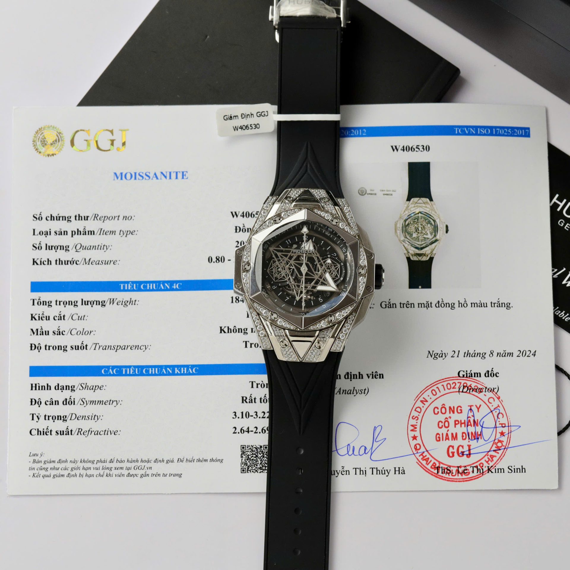 Hublot Big Bang Sang Bleu II Replica Watch Custom Moissanite Diamonds 44mm