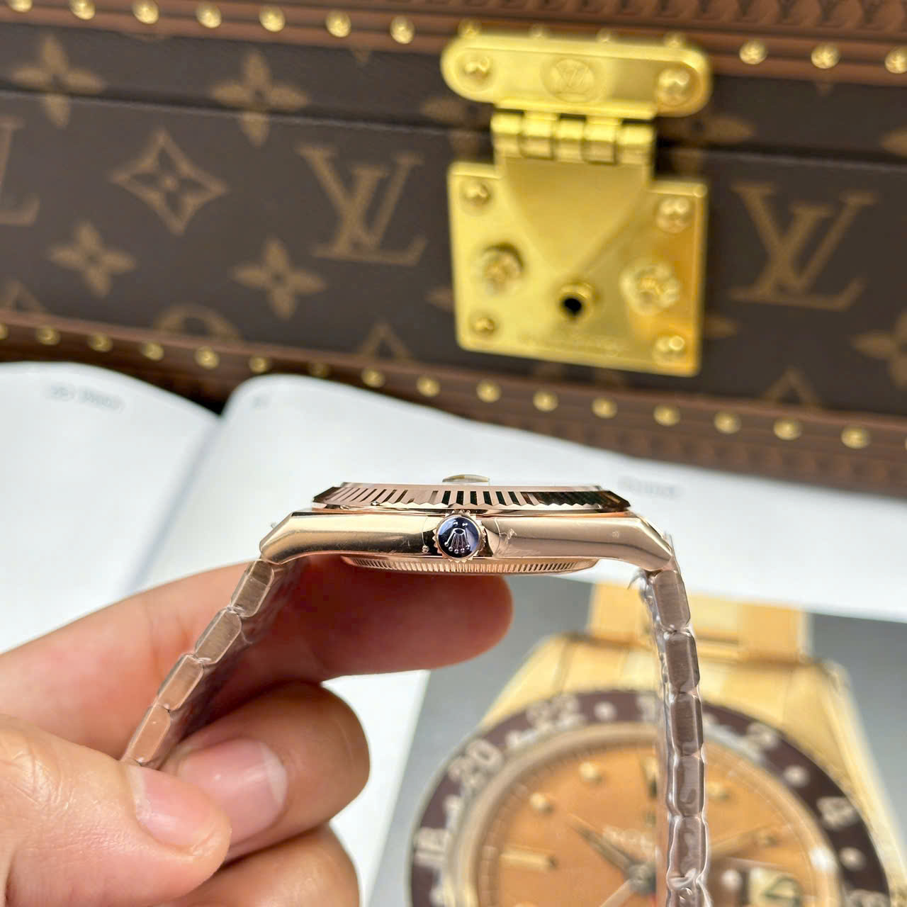 Rolex Land-Dweller 127235 Rose Gold Honeycomb Motif Dial Luxury Fake Watches 40mm