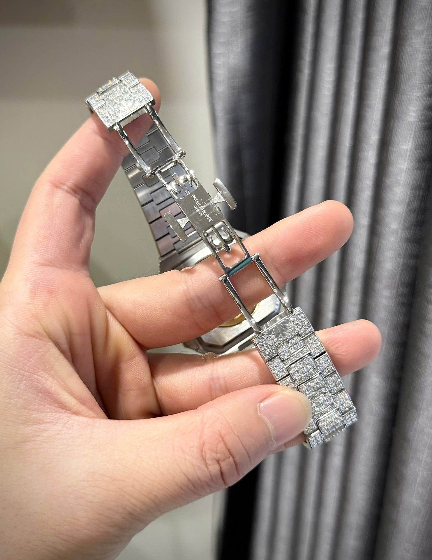 Patek Philippe Cubitus 5821 Dial Brown Custom Full Diamonds Moissanite Hong Kong 45mm