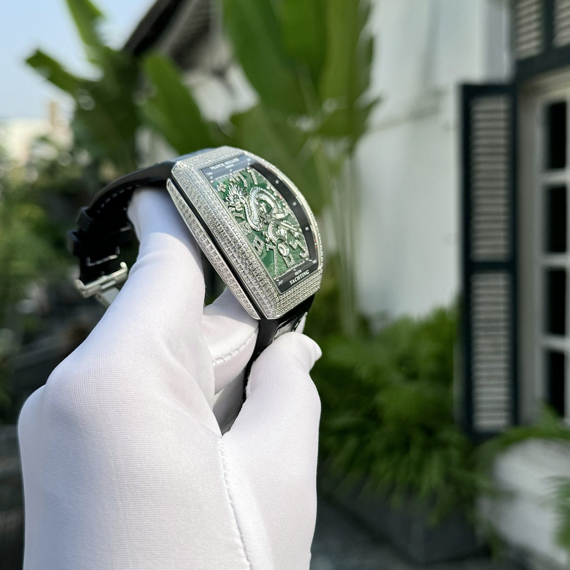 Franck Muller Replica 11 Watch V45 Green Dragon Dial With Stone  45mm