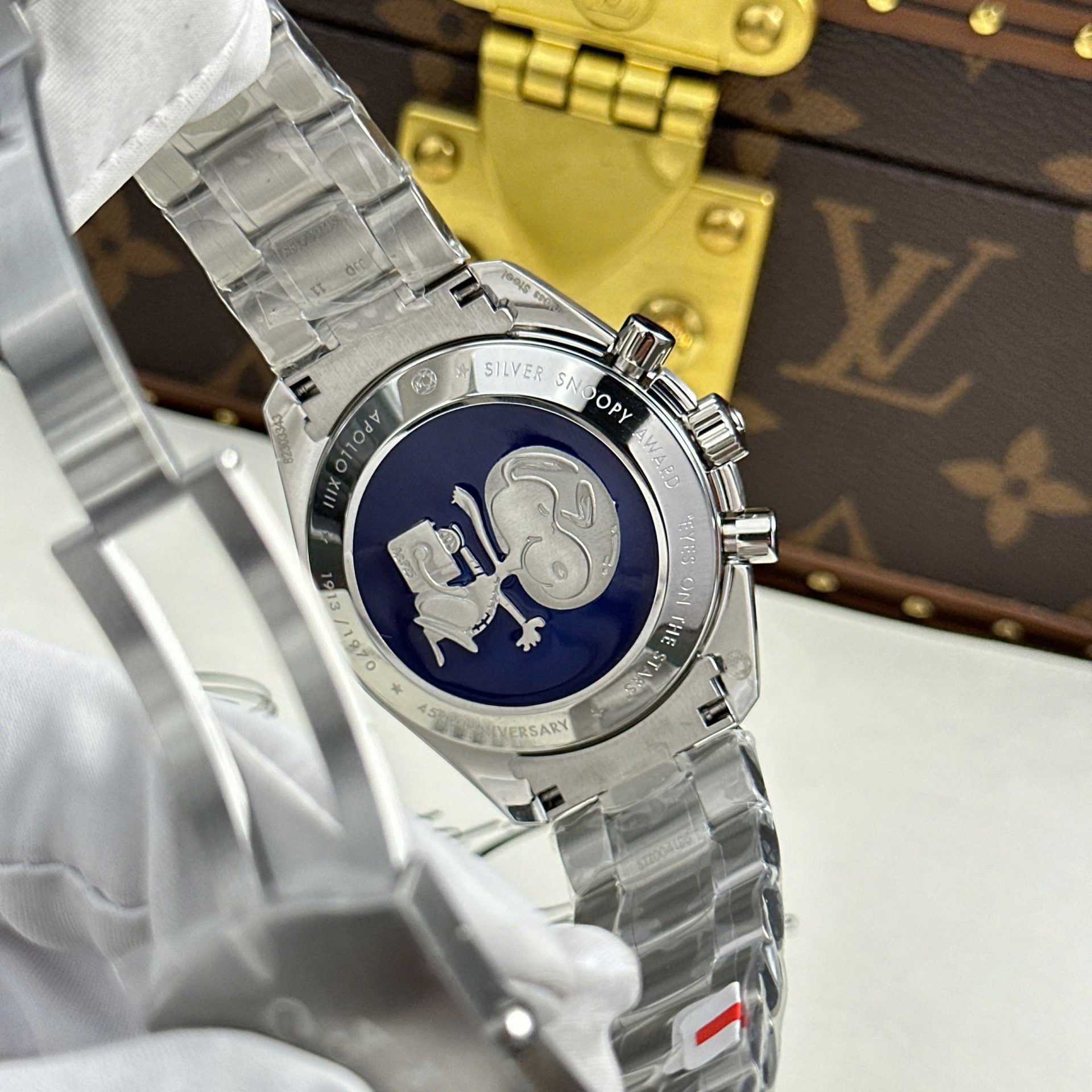 Omega Speedmaster Apollo 13 Silver Snoopy Imitation Watches Metal Wire OM Factory 42mm