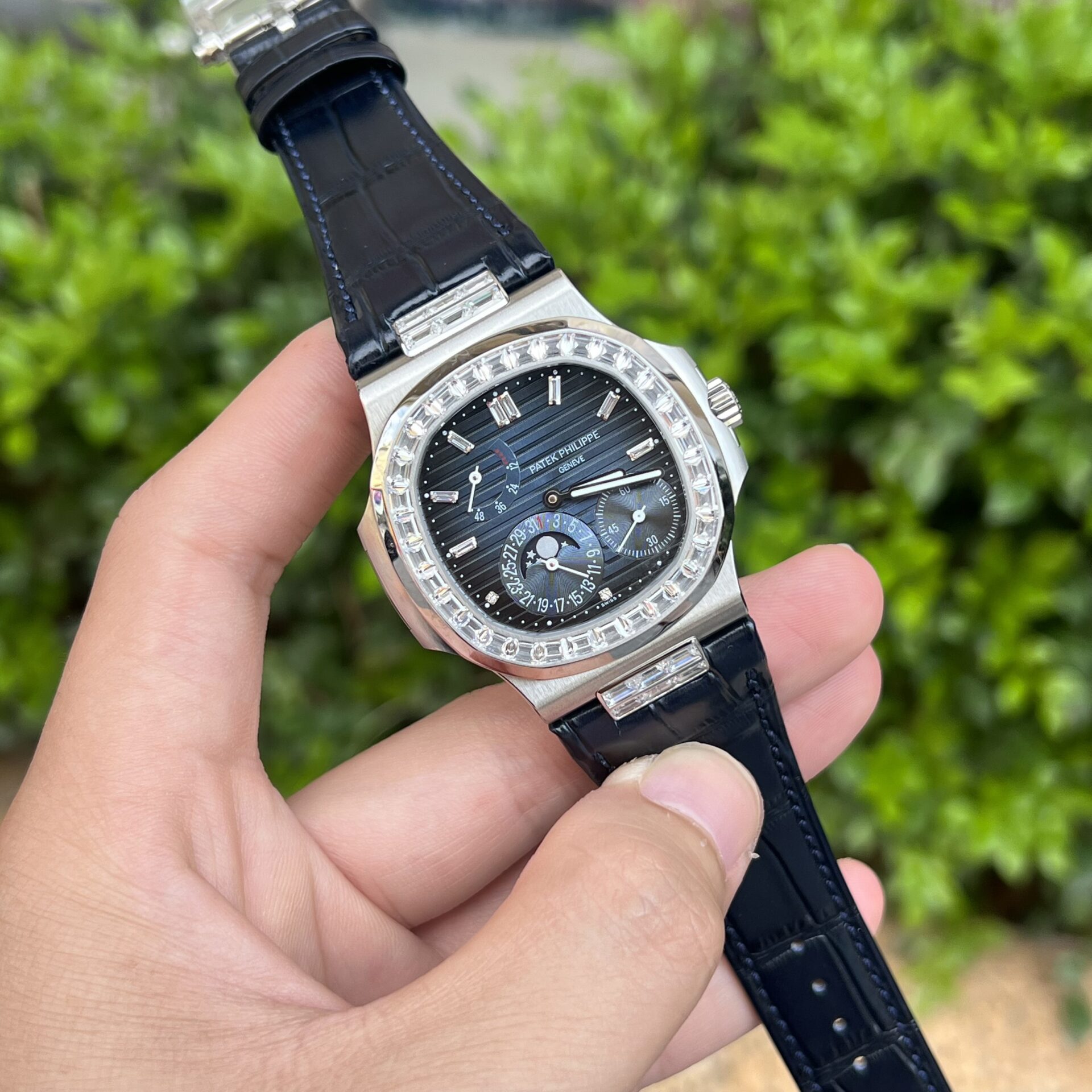 Patek Philippe Replica 1:1 Watch Nautilus 5724G Blue Dial Full Set GR Factory 40mm