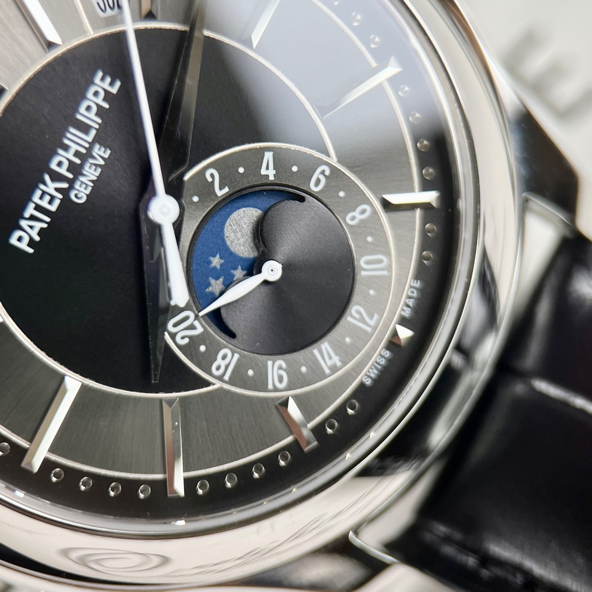 Patek Philippe Complications 5205G Replica Watches Best Quality Leather Strap 40mm