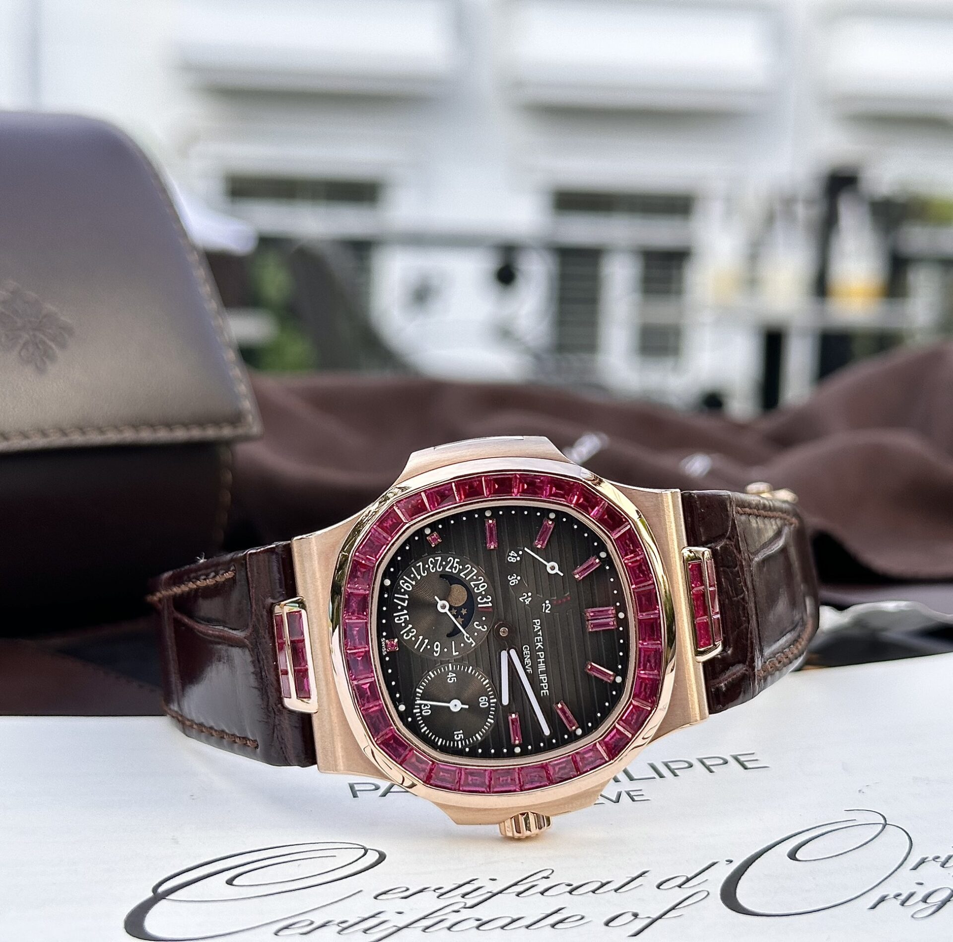 Patek Philippe Nautilus 5724 Gold Wrapped With Ruby Replica Watch 40mm