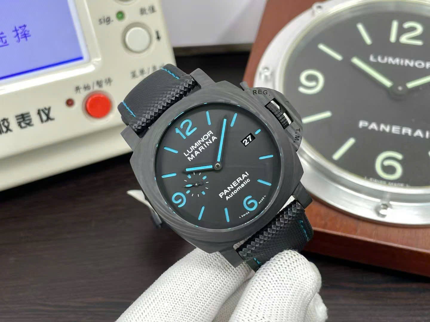 Panerai Good Imitation Watches Luminor Marina Carbotech™ PAM02661 VS Factory Men s 44mm