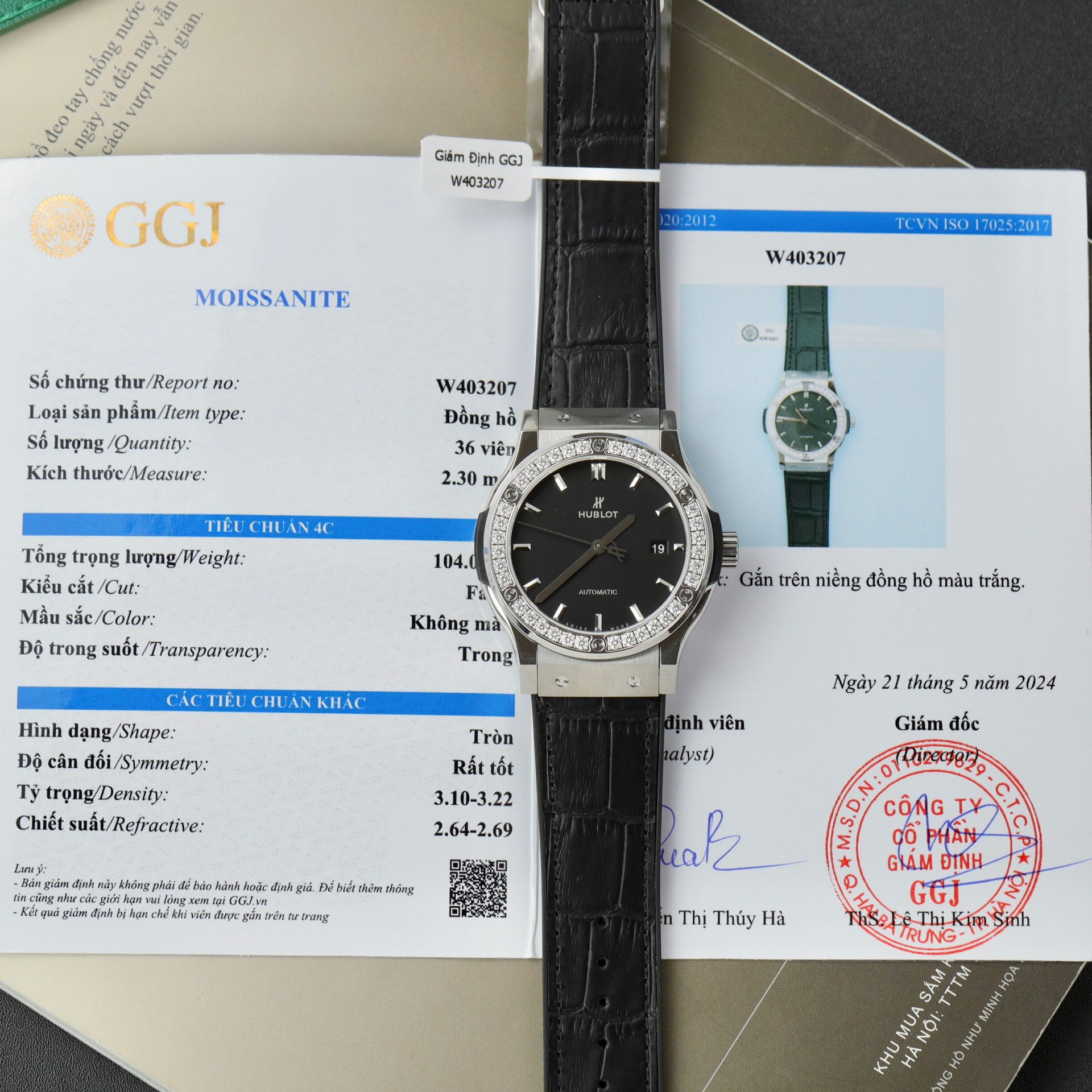 Hublot Replica 11 Watch Classic Fusion Face Black Moissanite Diamond APS Factory 42mm
