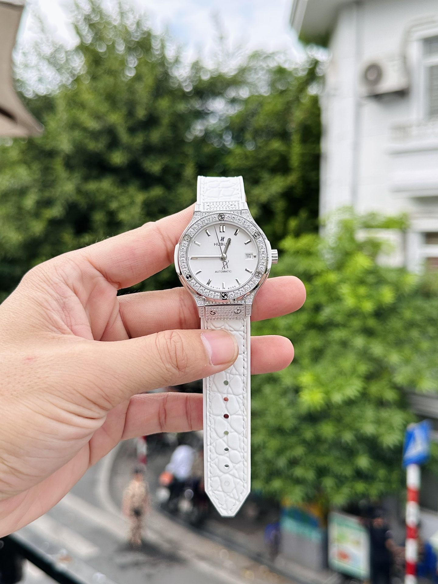 Hublot Replica 1:1 Watch Classic Fusion White Dial With Stone HB Factory 38mm