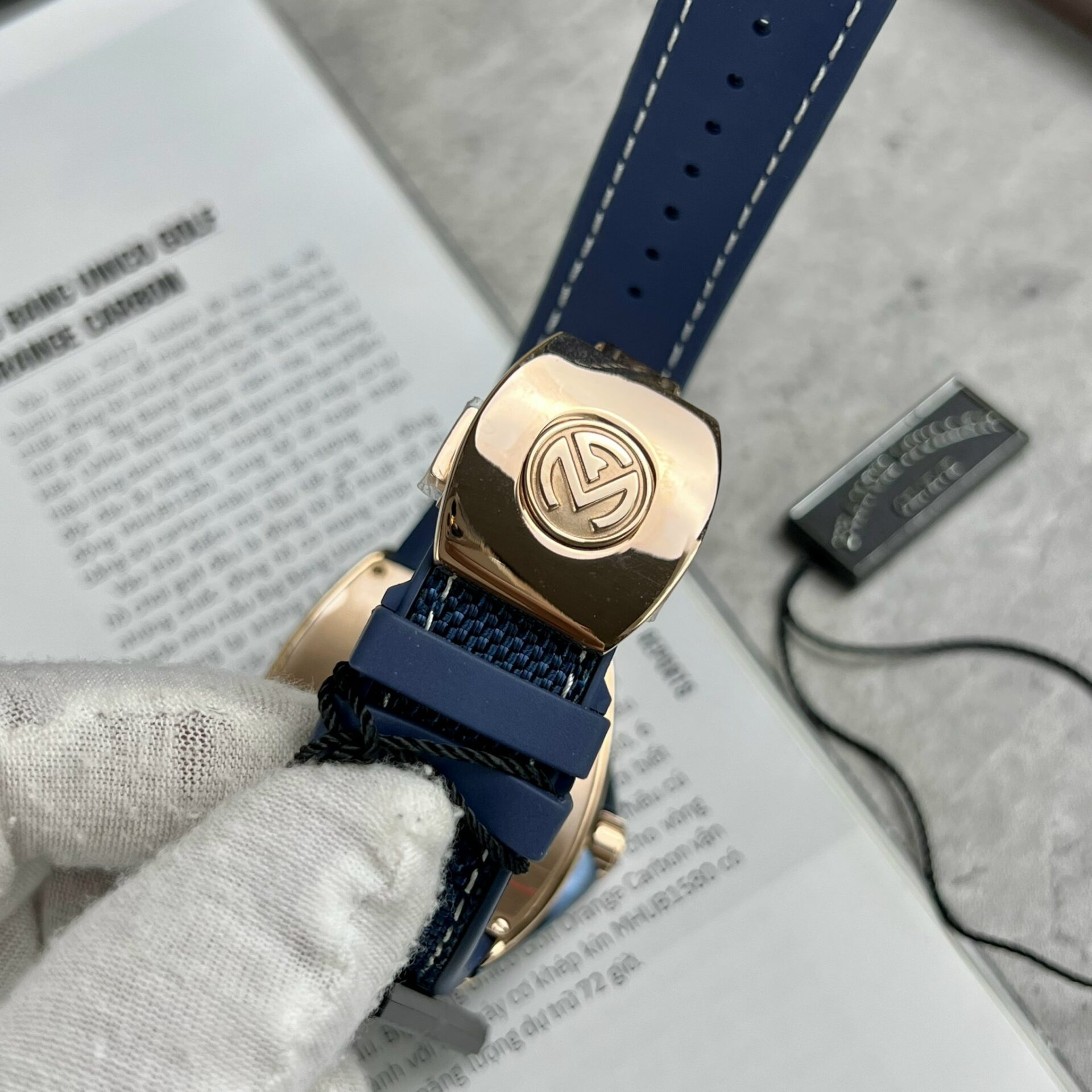 Franck Muller Replica 11 Watch V45 Blue Dial Rose Gold Case 45mm