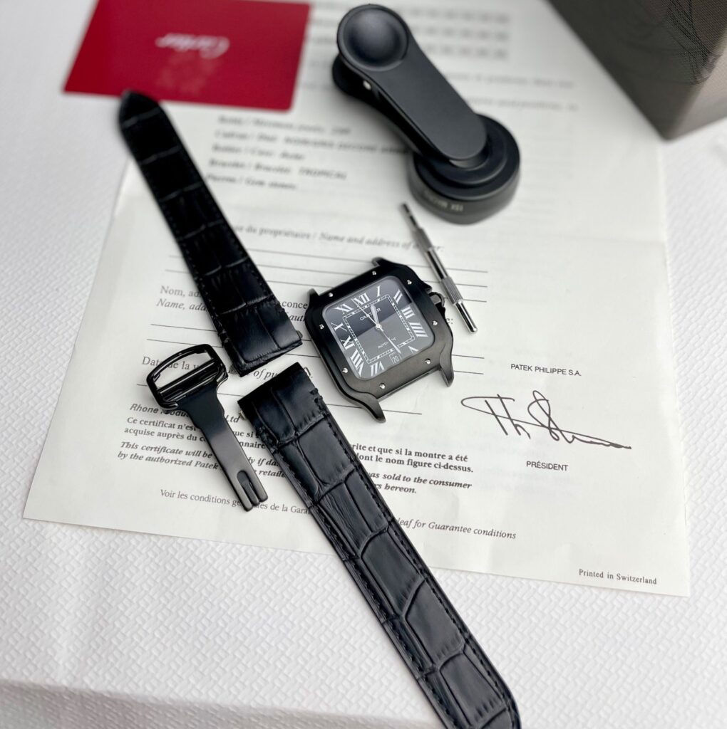 Cartier Santos De Cartier Full Black Replica 1:1 Watch Factory BV 39.8mm