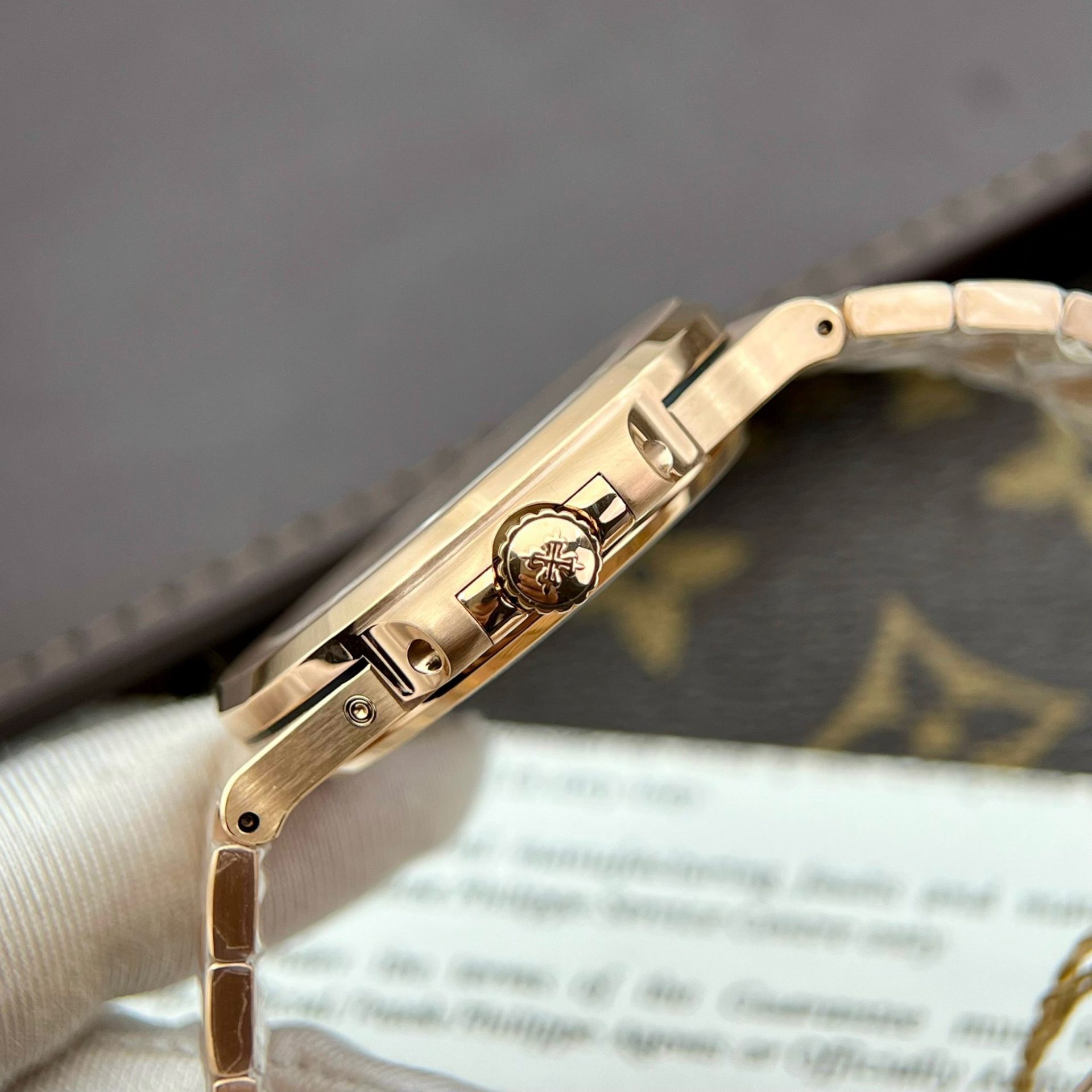 Patek Philippe Replica 1:1 Watch Nautilus 5712 Rose Gold Factory PPF V2 40mm