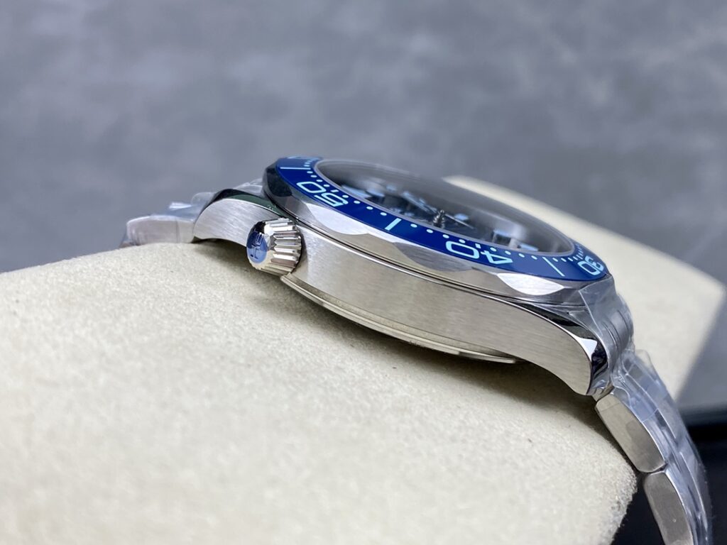 Omega Replica 1:1 Watch Seamaster 75th Anniversary Summer Blue 42mm