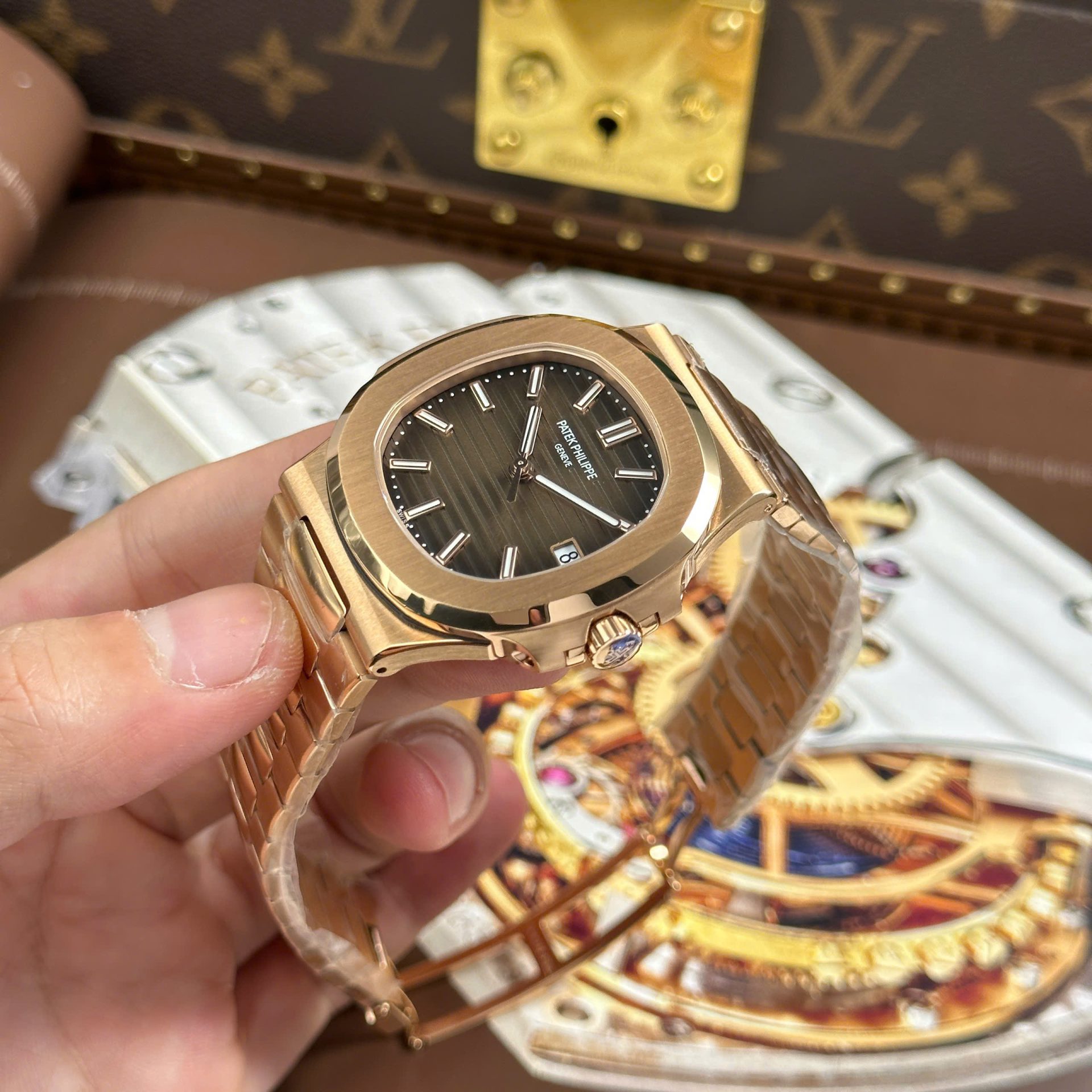 Patek Philippe Nautilus 5711 Brown Dial Copies Watches Automatic Movement BBF Factory 40mm