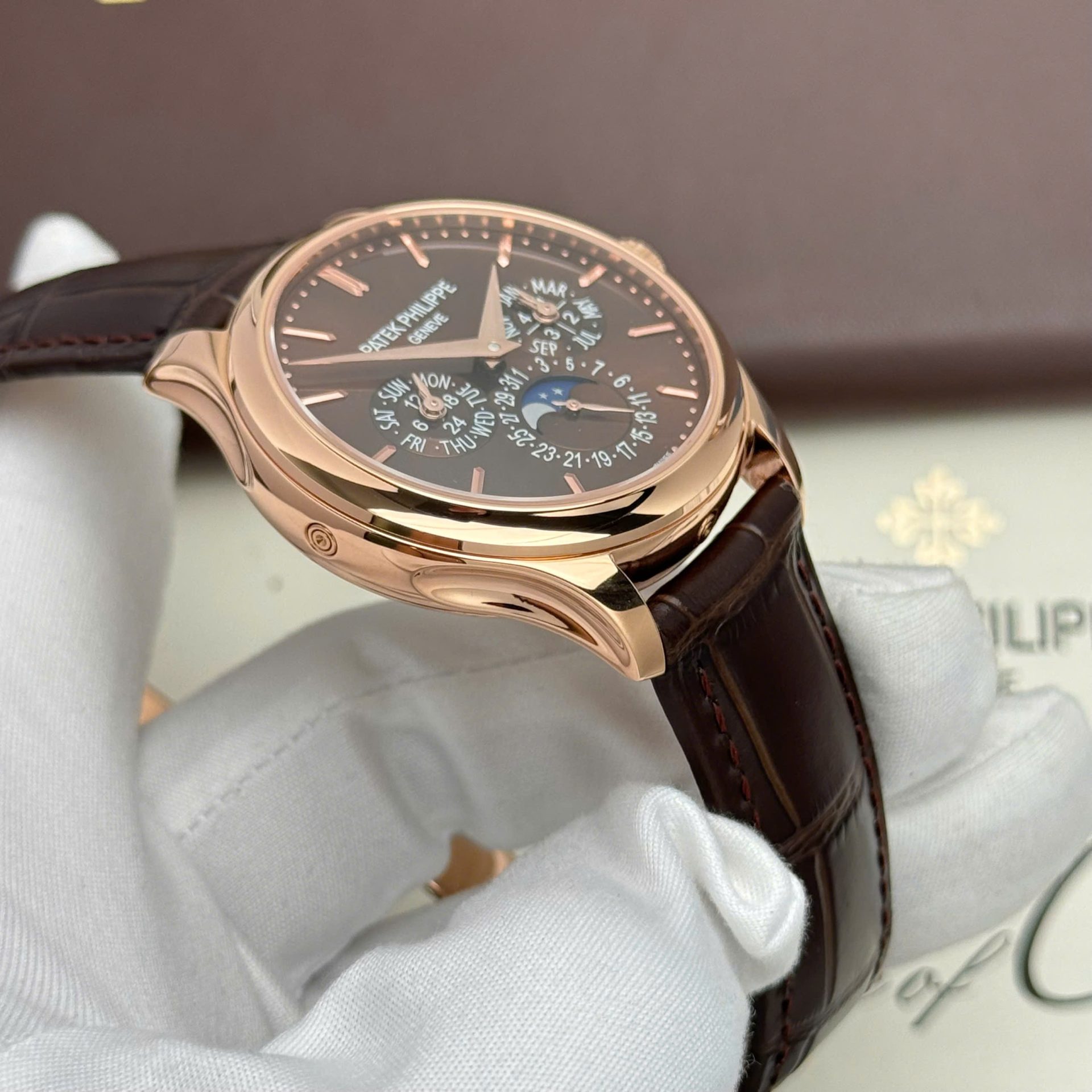 Patek Philippe Best Replica Watches Grand Complications 5327R Automatic Movement Chocolate Dial 40mm