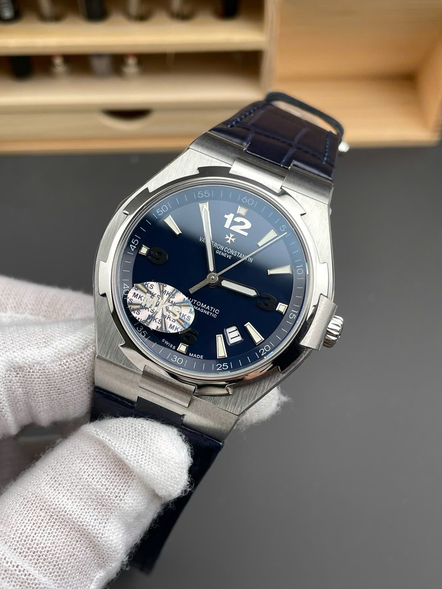 Vacheron Constantin Luxury Replica Watches Overseas 47040 Blue Dial MKS Factory 42mm