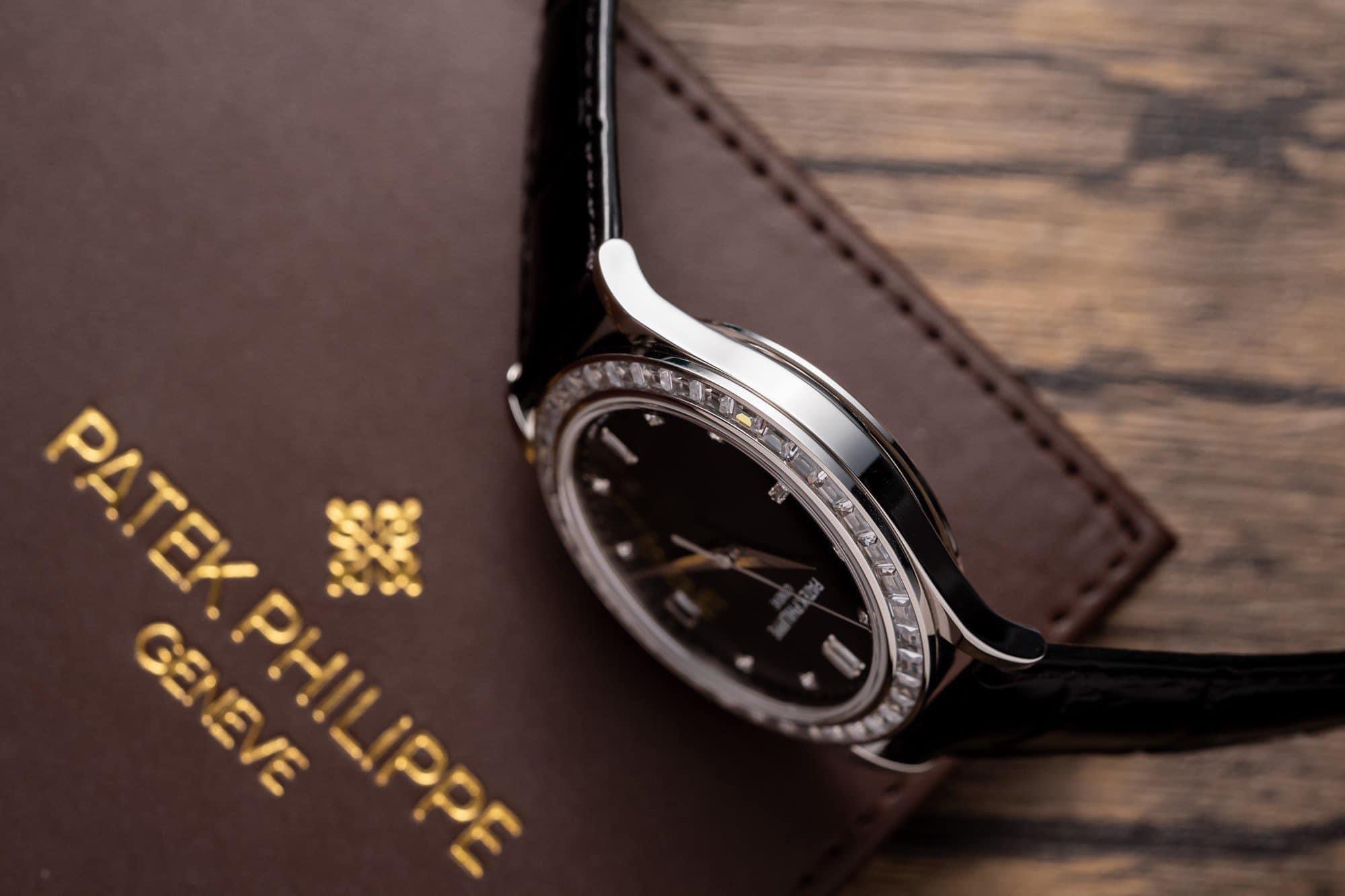 Patek Philippe Calatrava 5298P Replica 1:1 Watch Black With Stone Bezel 38mm