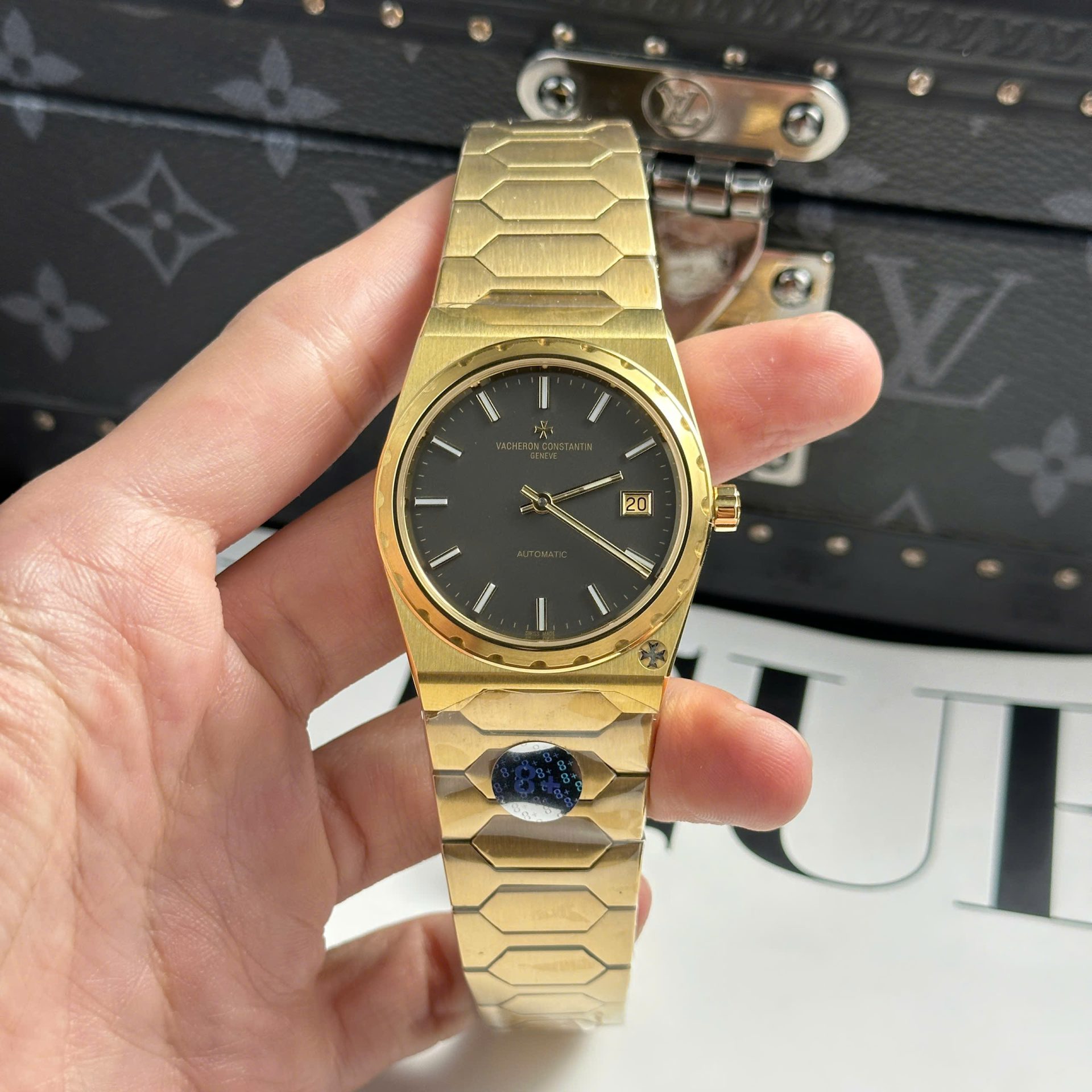 Vacheron Constantin Clone Watches Historiques 222 Black Dial 8F Factory 37mm