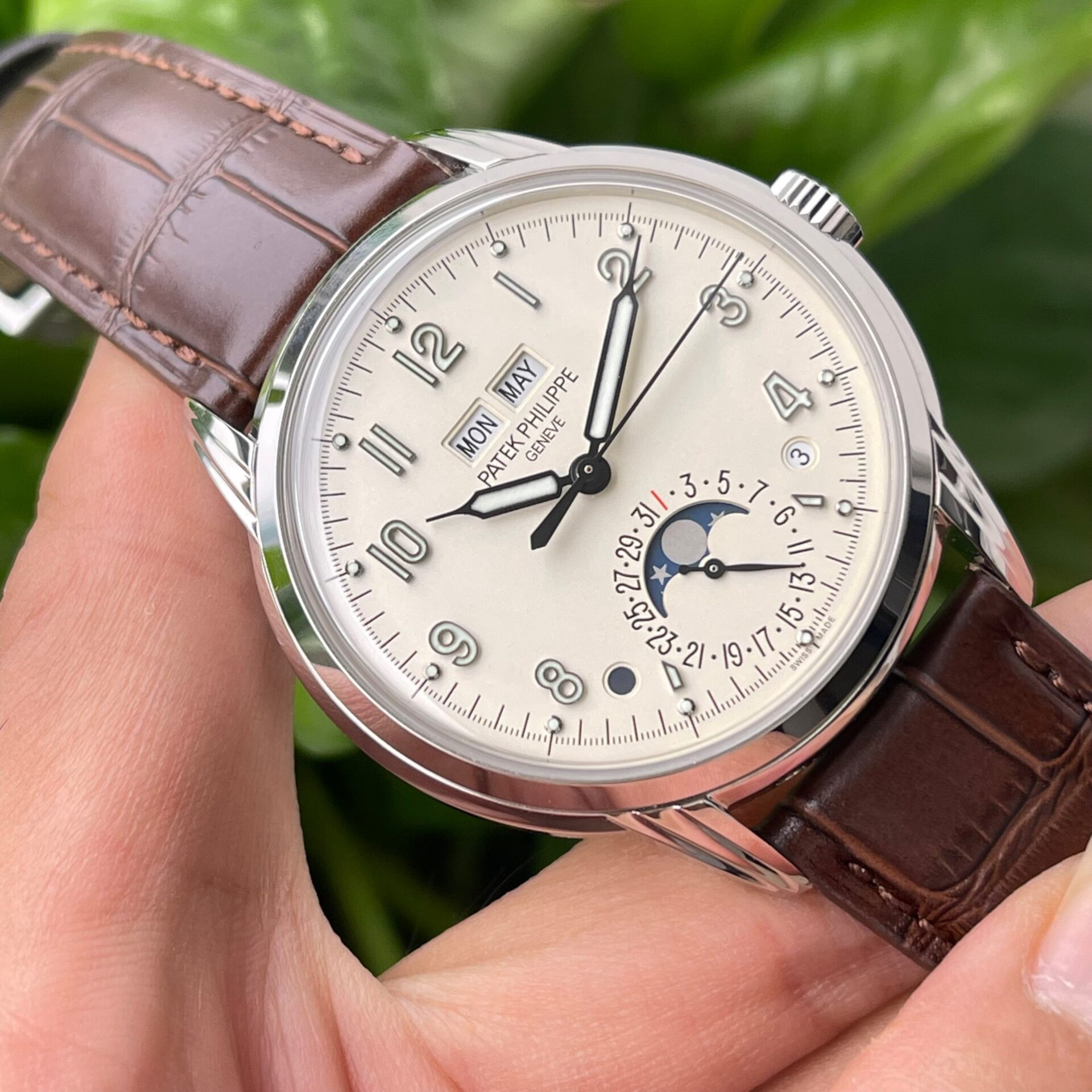Patek Philippe Replica 1:1 Watch Complications 5320G White Dial 40mm