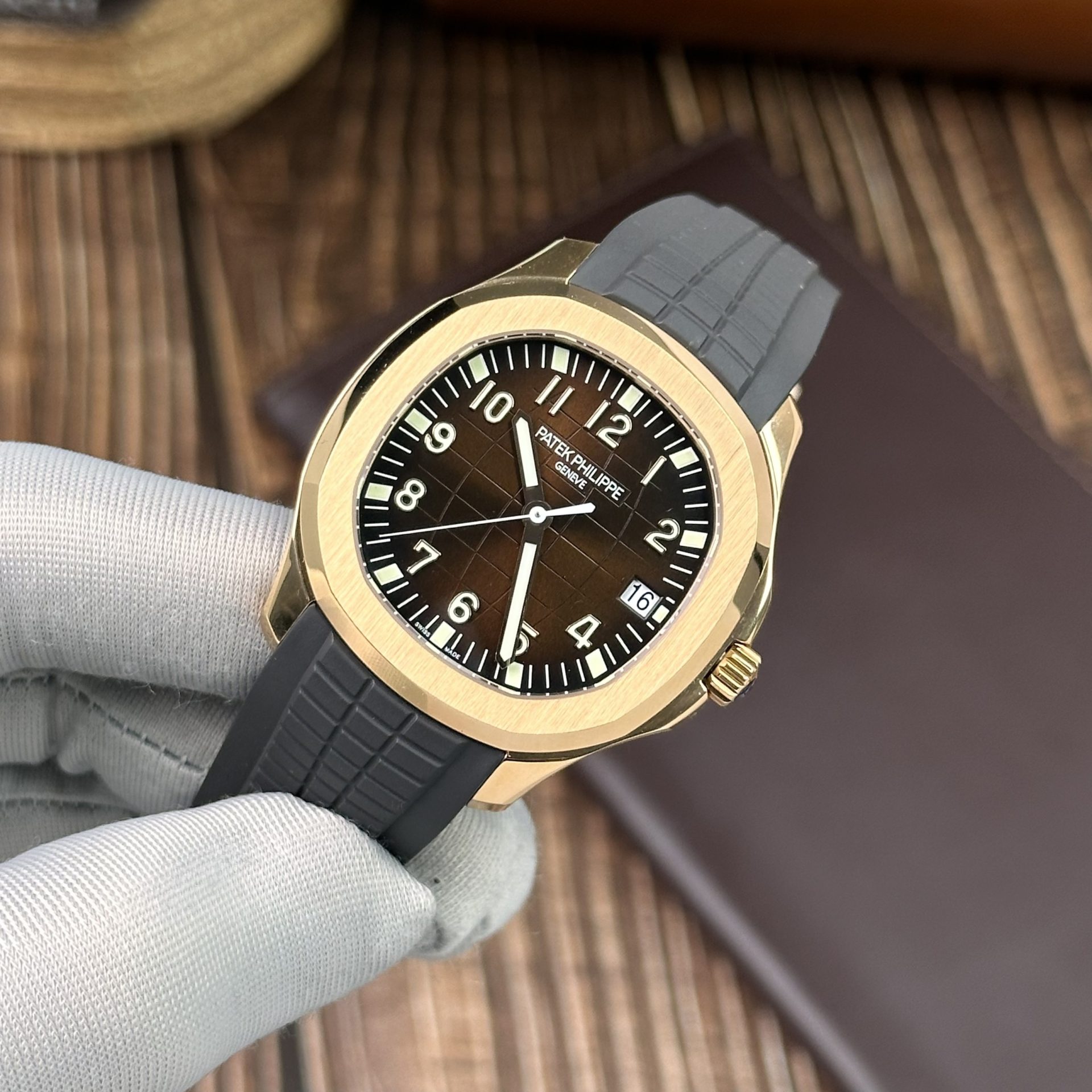 Patek Philippe Replica 1:1 Watch Aquanaut 5167R Chocolate Dial Factory 3K 40mm