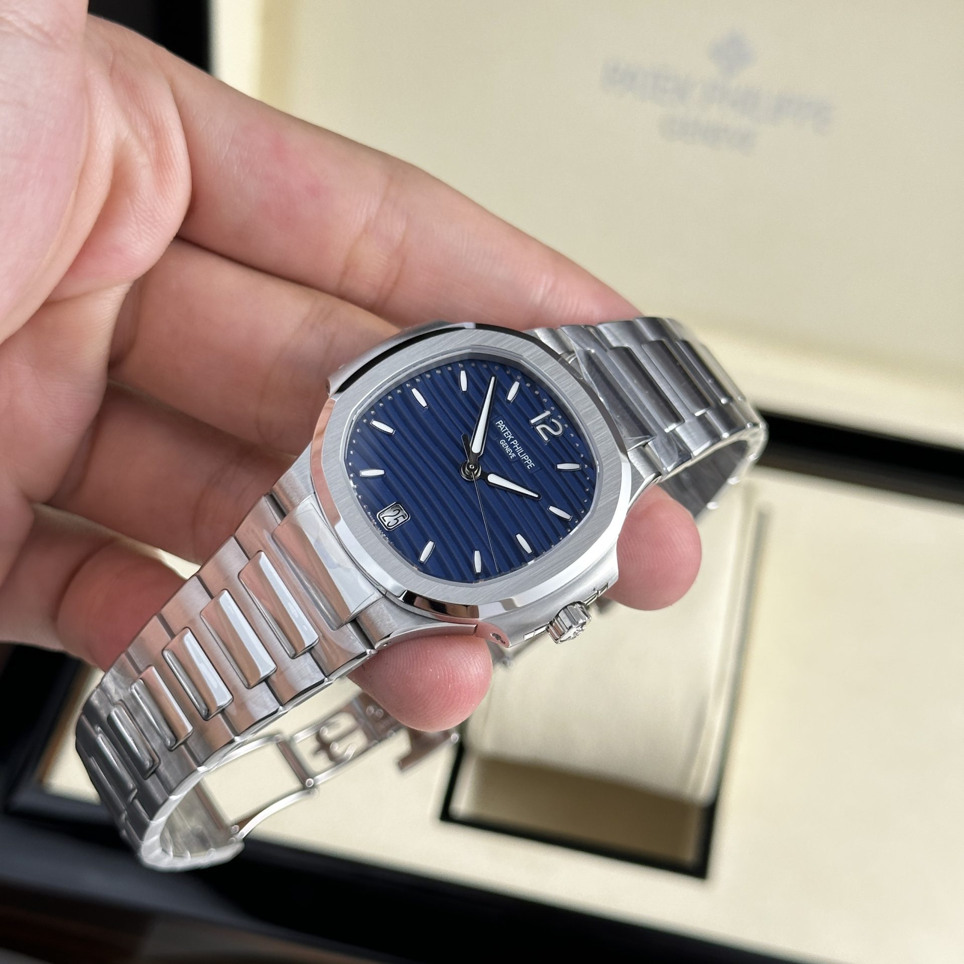 Patek Philippe Replica 11 Watch Women s Nautilus 7118 Blue Dial 3K Factory 35.2mm