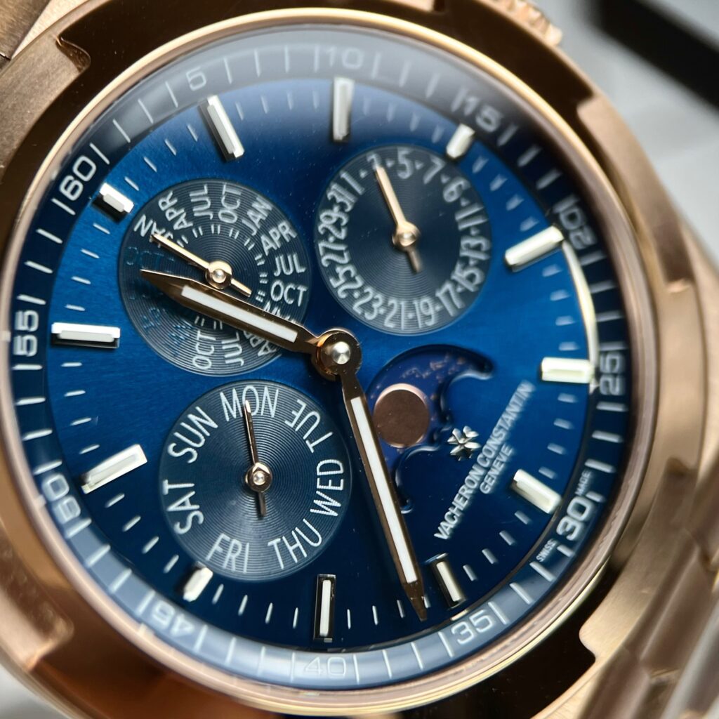Vacheron Constantin Replica 11 Watch Overseas 5500V Blue Dial 42.5mm