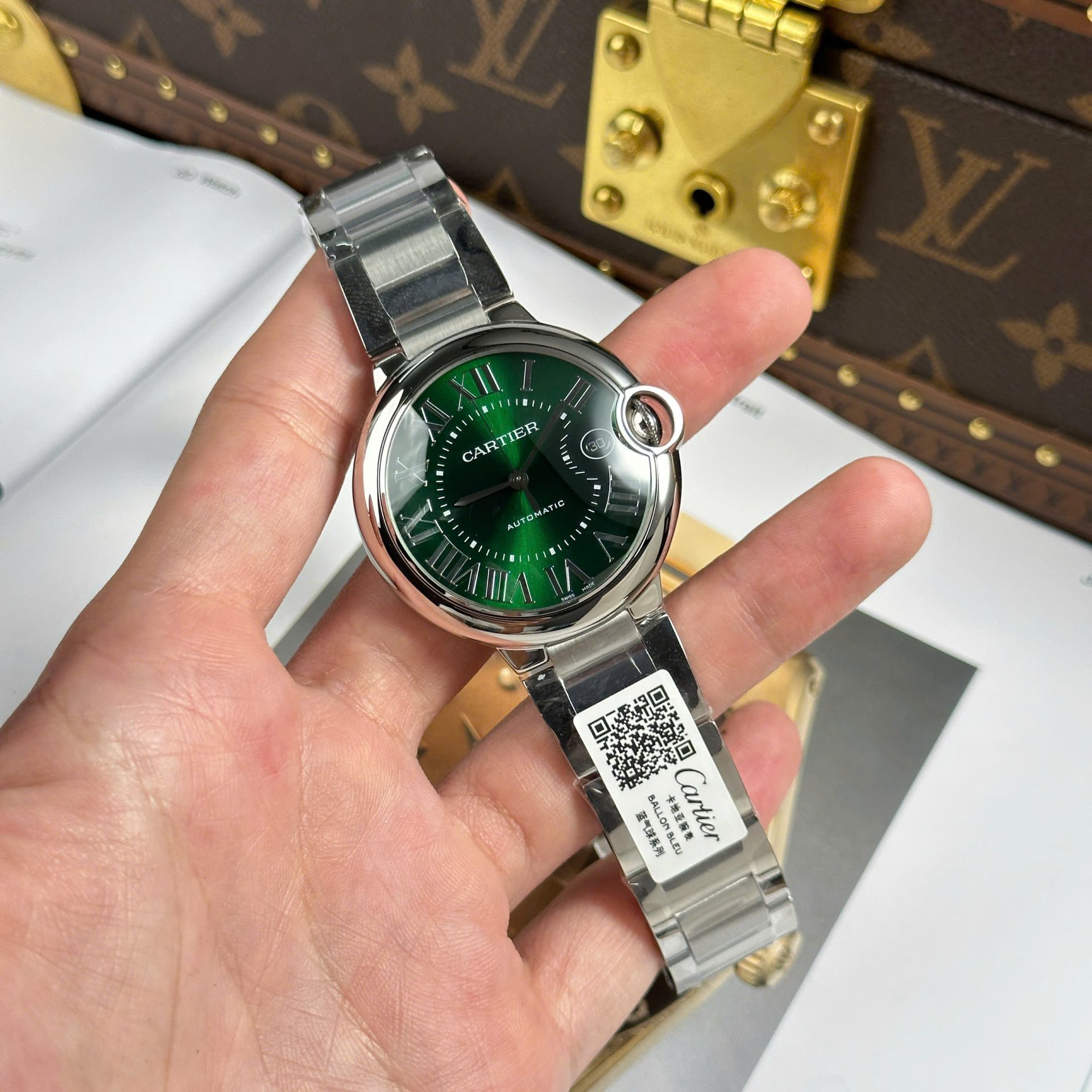 Cartier Ballon Bleu Luxury Fake Watches Green Dial Automatic Movement AF Factory 40mm