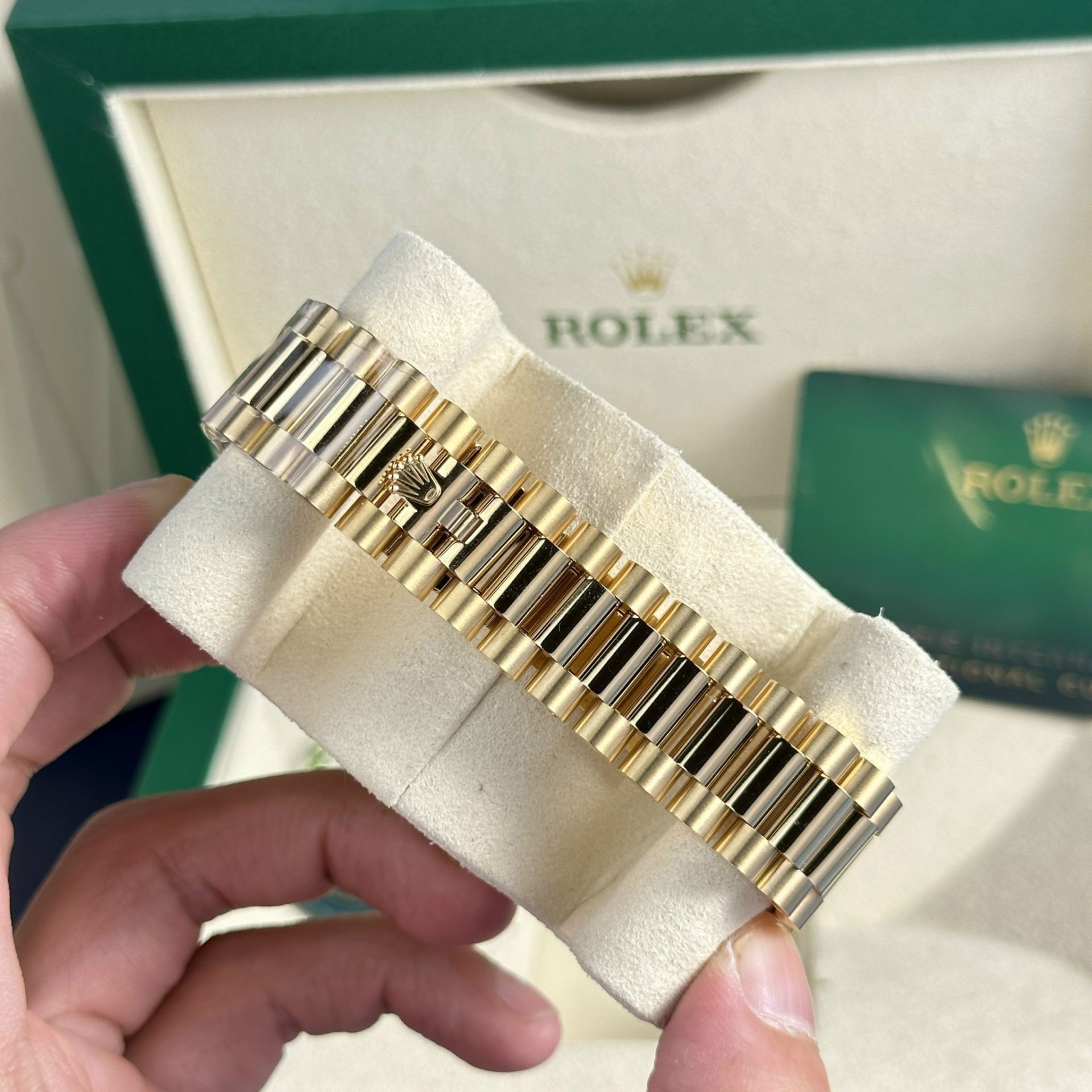 Rolex Replica 1:1 Watch Day-Date 228238 Gold Wrapped 18K Yellow Gold 178 grams GM Factory 40mm
