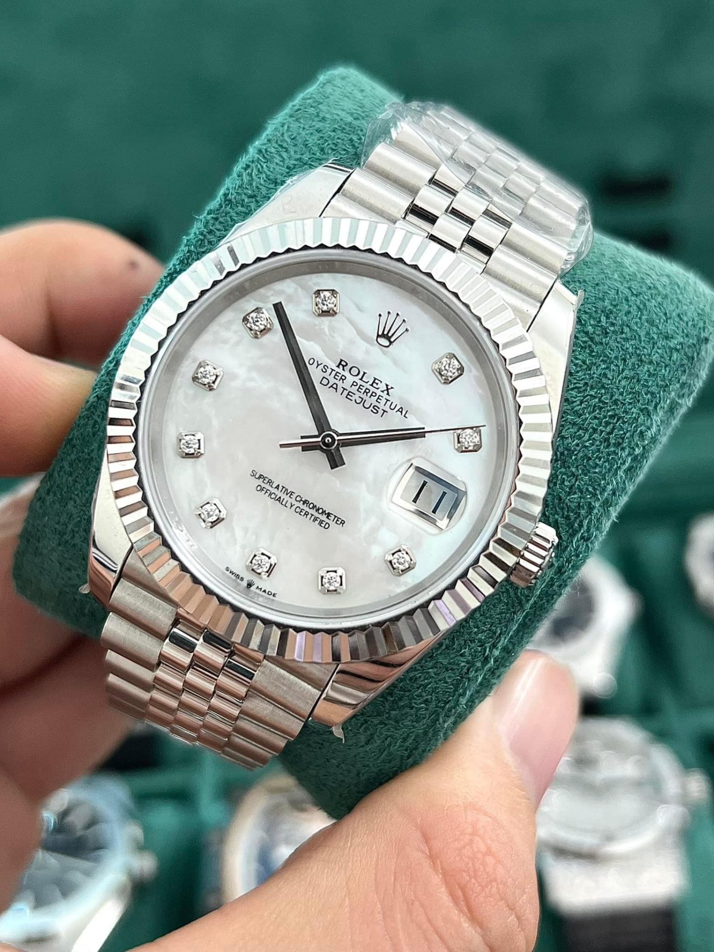 Rolex Rep 11 Watch DateJust Natural Mother of Pearl Dial With Moissanite Diamond Clean Factory 41mm